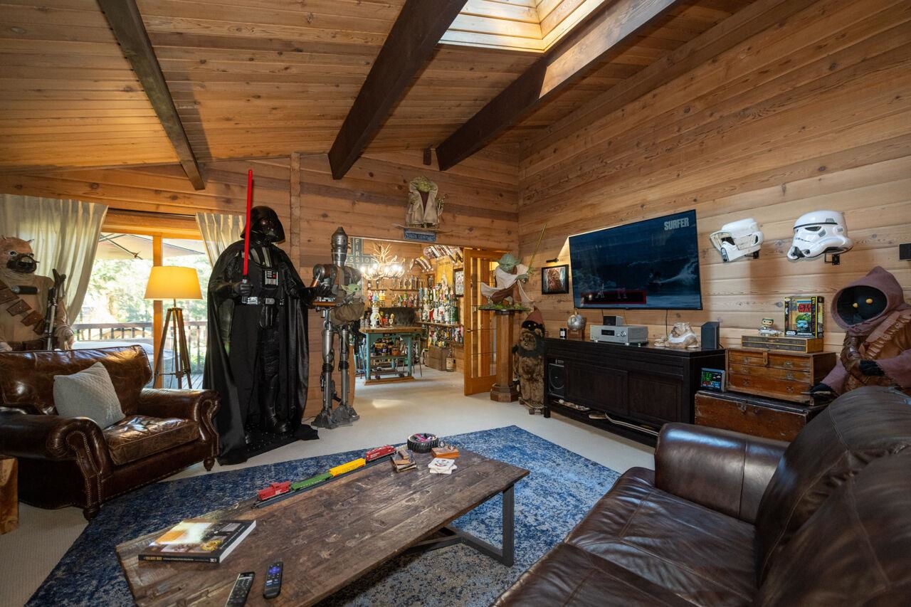 Listing image of 1517 WHITESAILS DRIVE