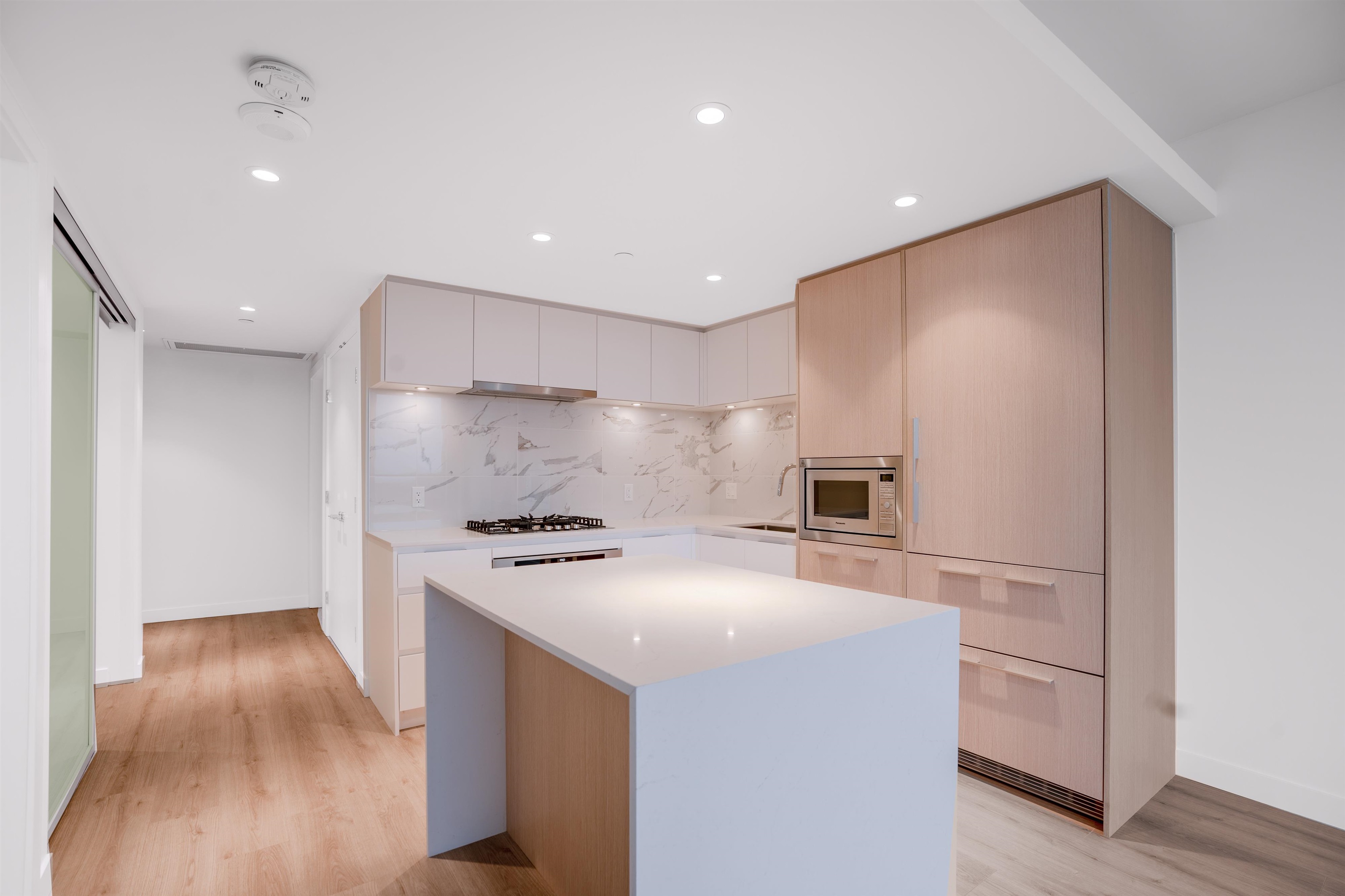 Listing image of 1705 1500 FERN STREET