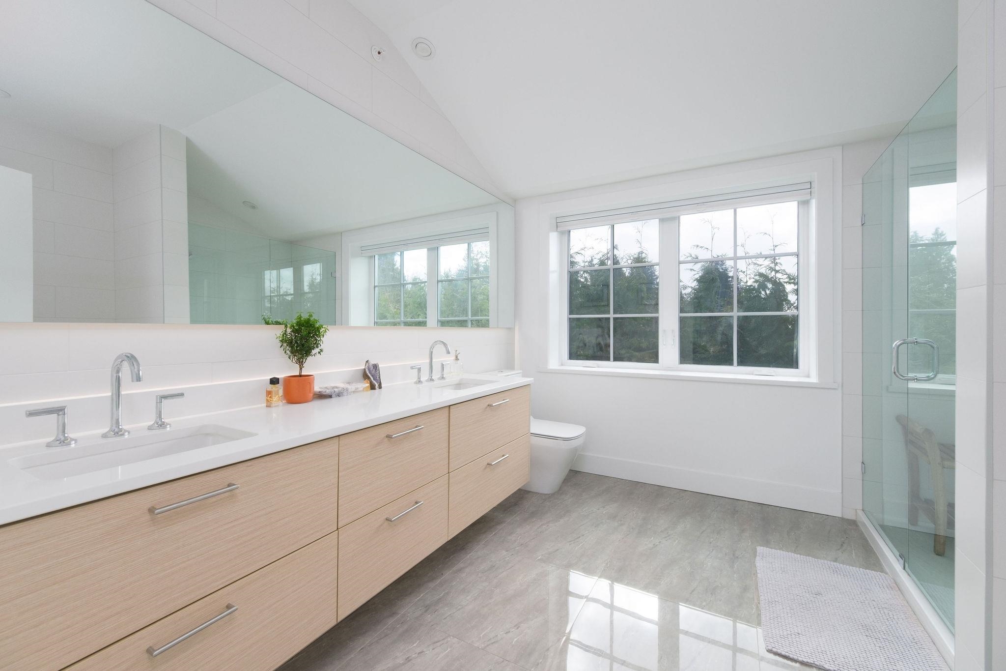 Listing image of 23 1133 RIDGEWOOD DRIVE