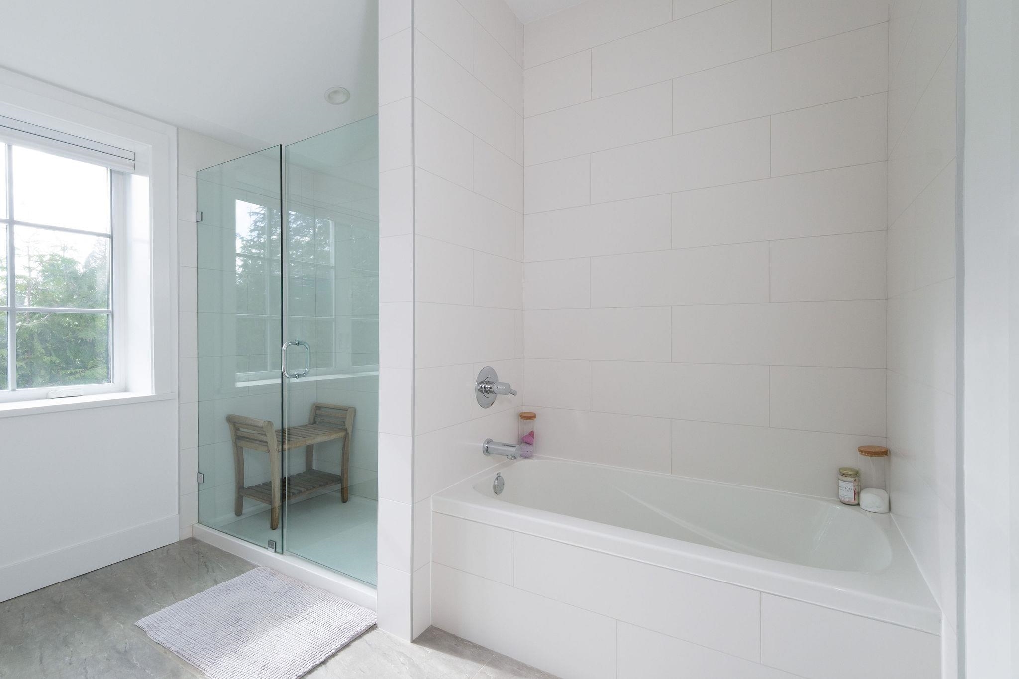 Listing image of 23 1133 RIDGEWOOD DRIVE