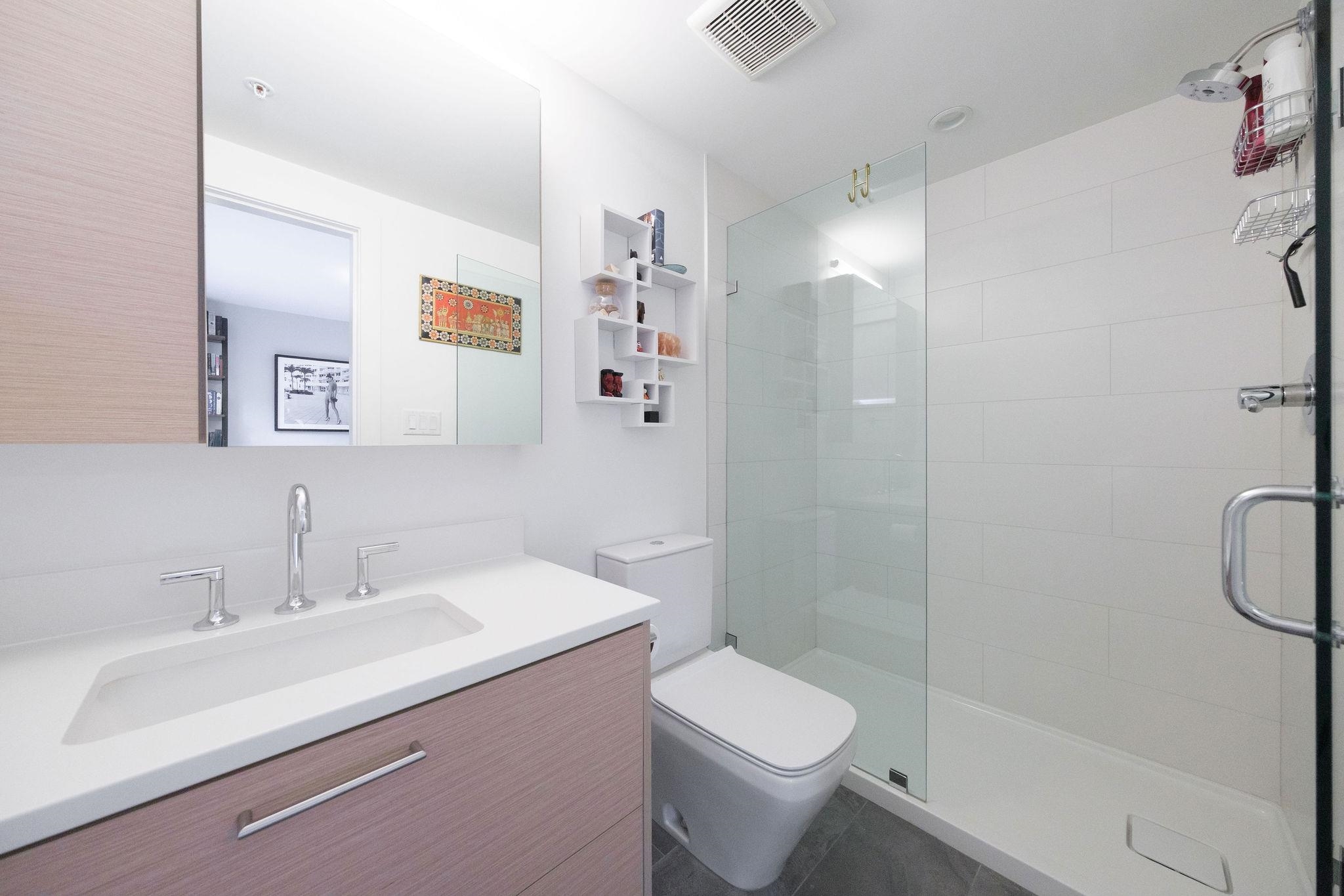Listing image of 23 1133 RIDGEWOOD DRIVE