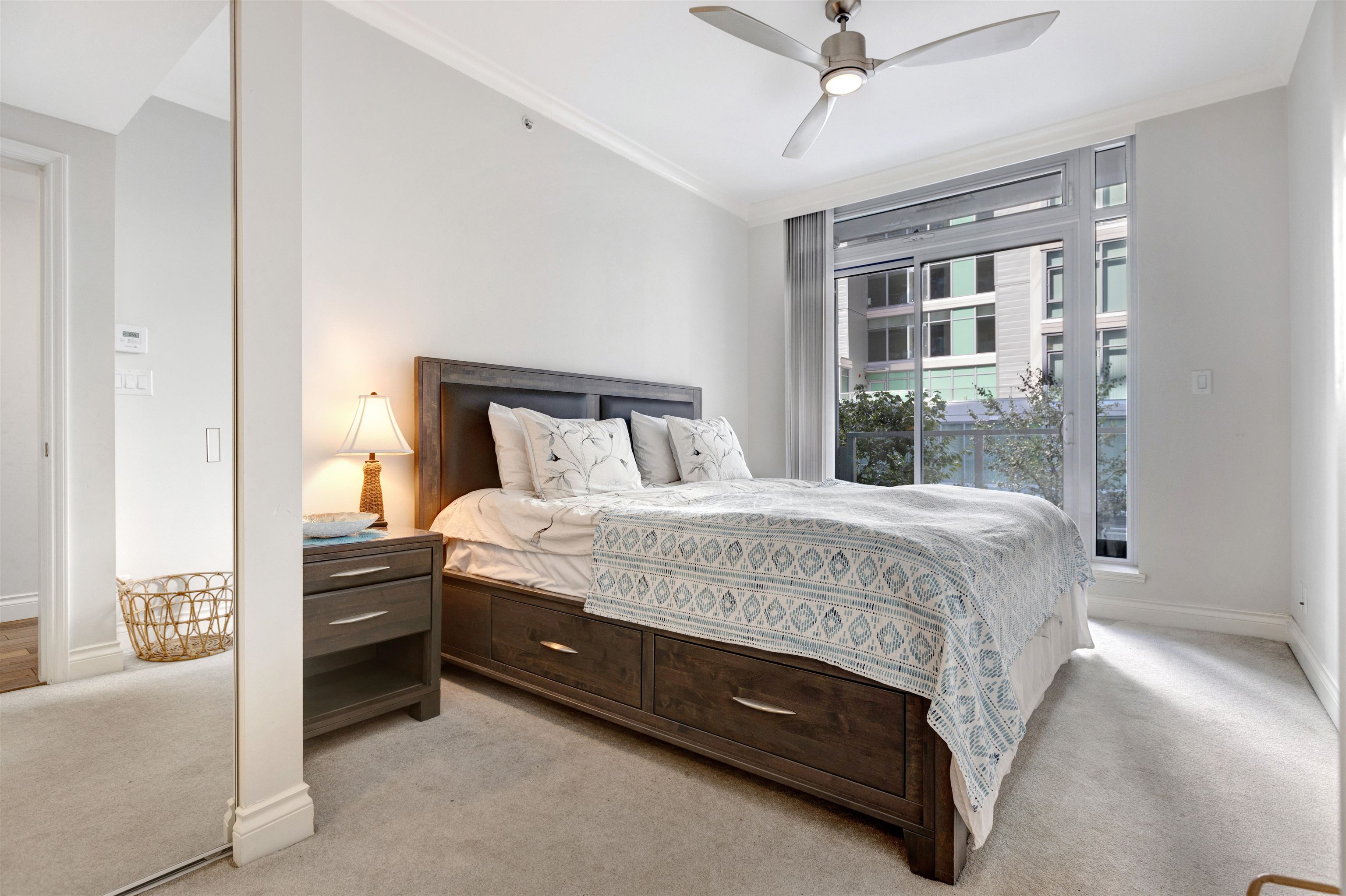 Listing image of 209 199 VICTORY SHIP WAY