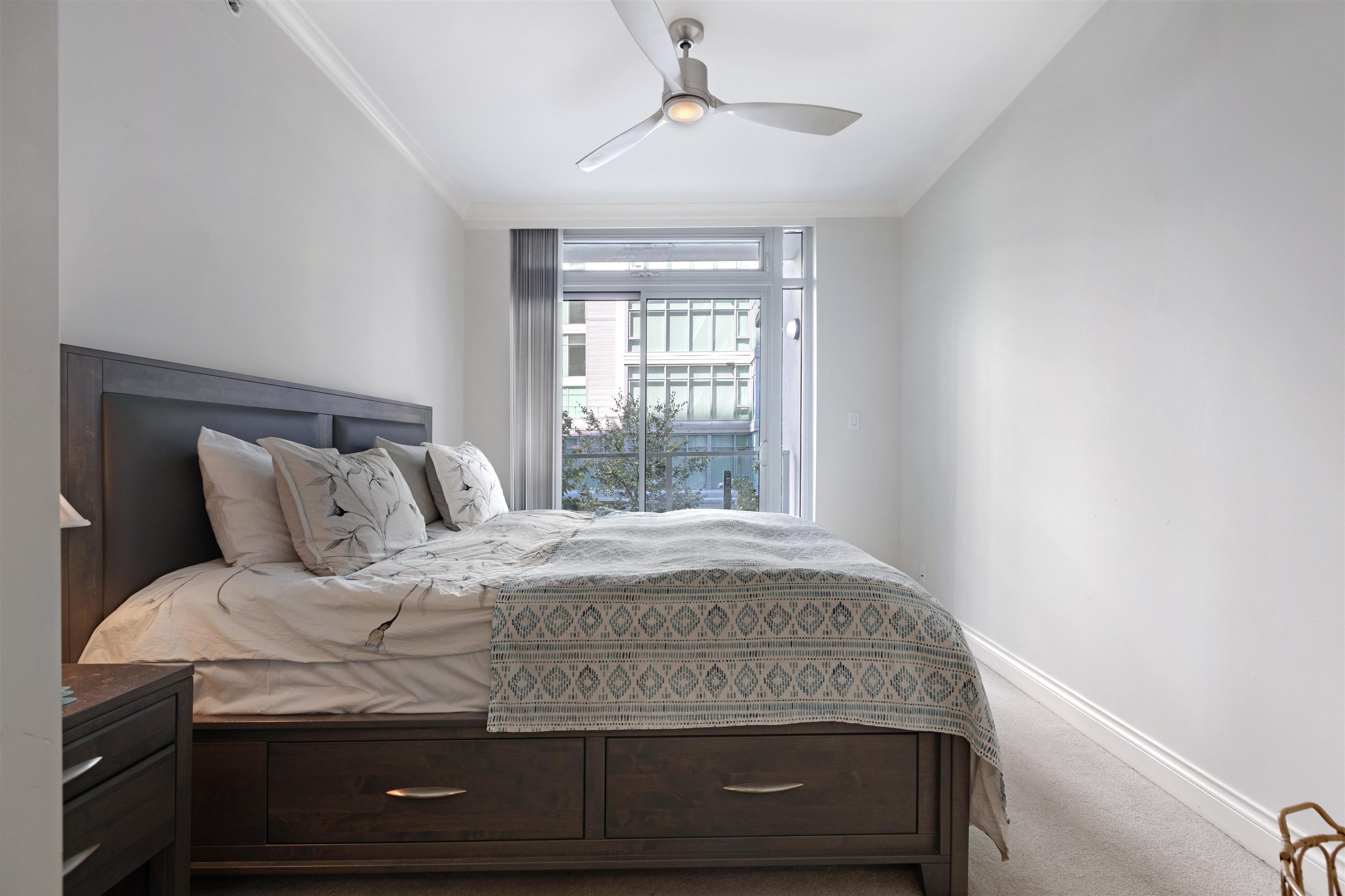 Listing image of 209 199 VICTORY SHIP WAY