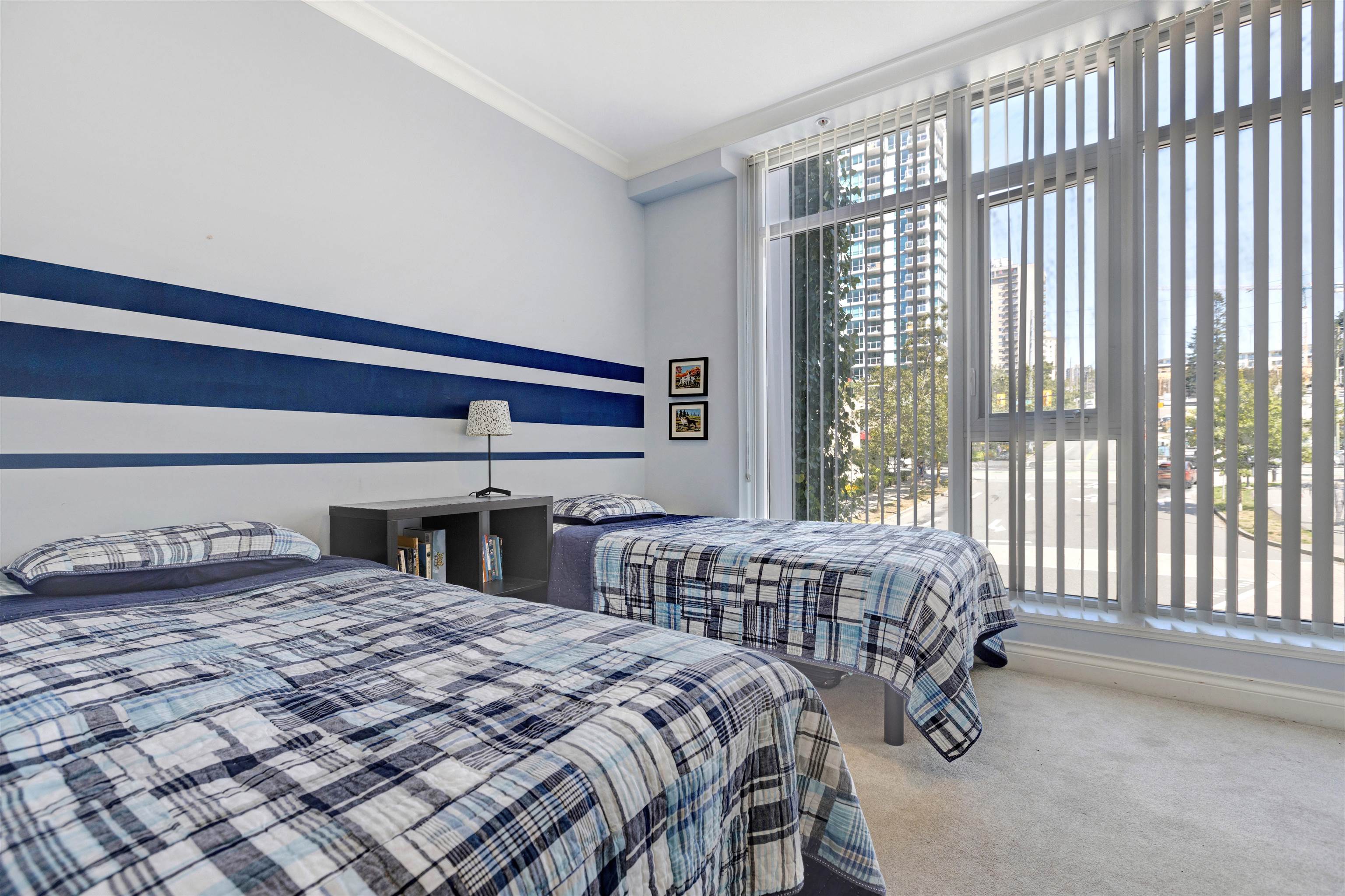 Listing image of 209 199 VICTORY SHIP WAY