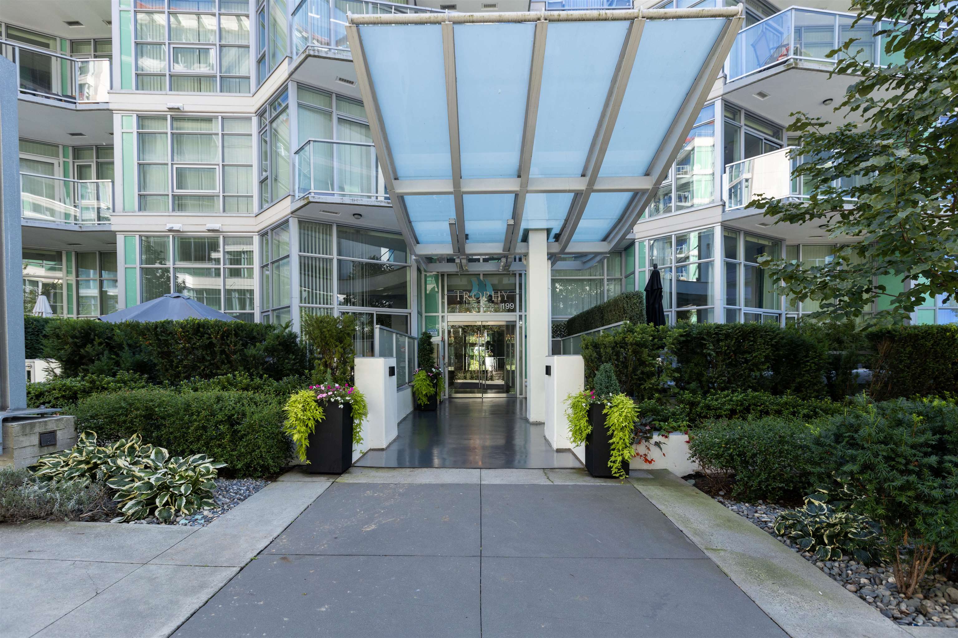 Listing image of 209 199 VICTORY SHIP WAY