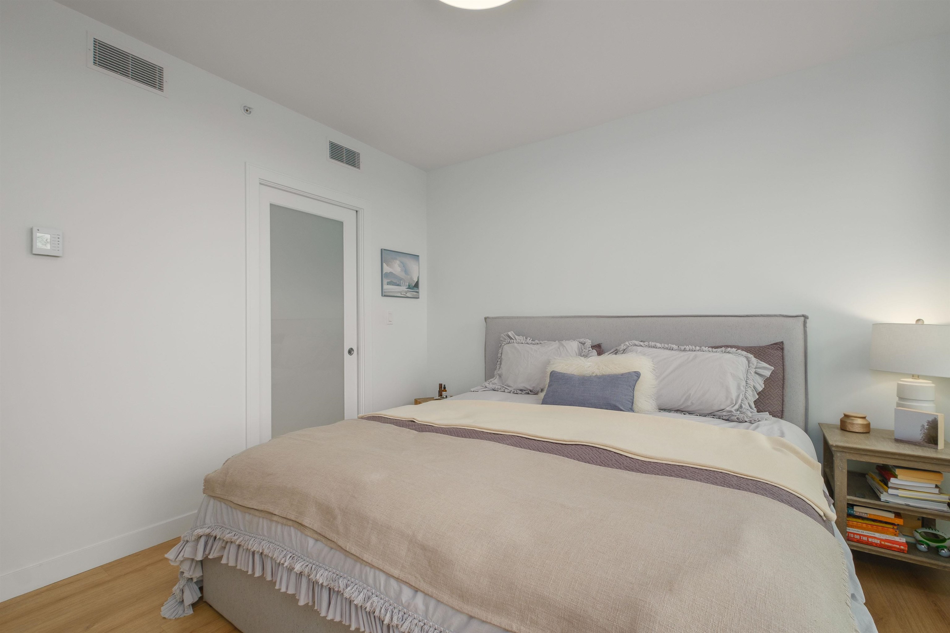 Listing image of 706 1500 FERN STREET