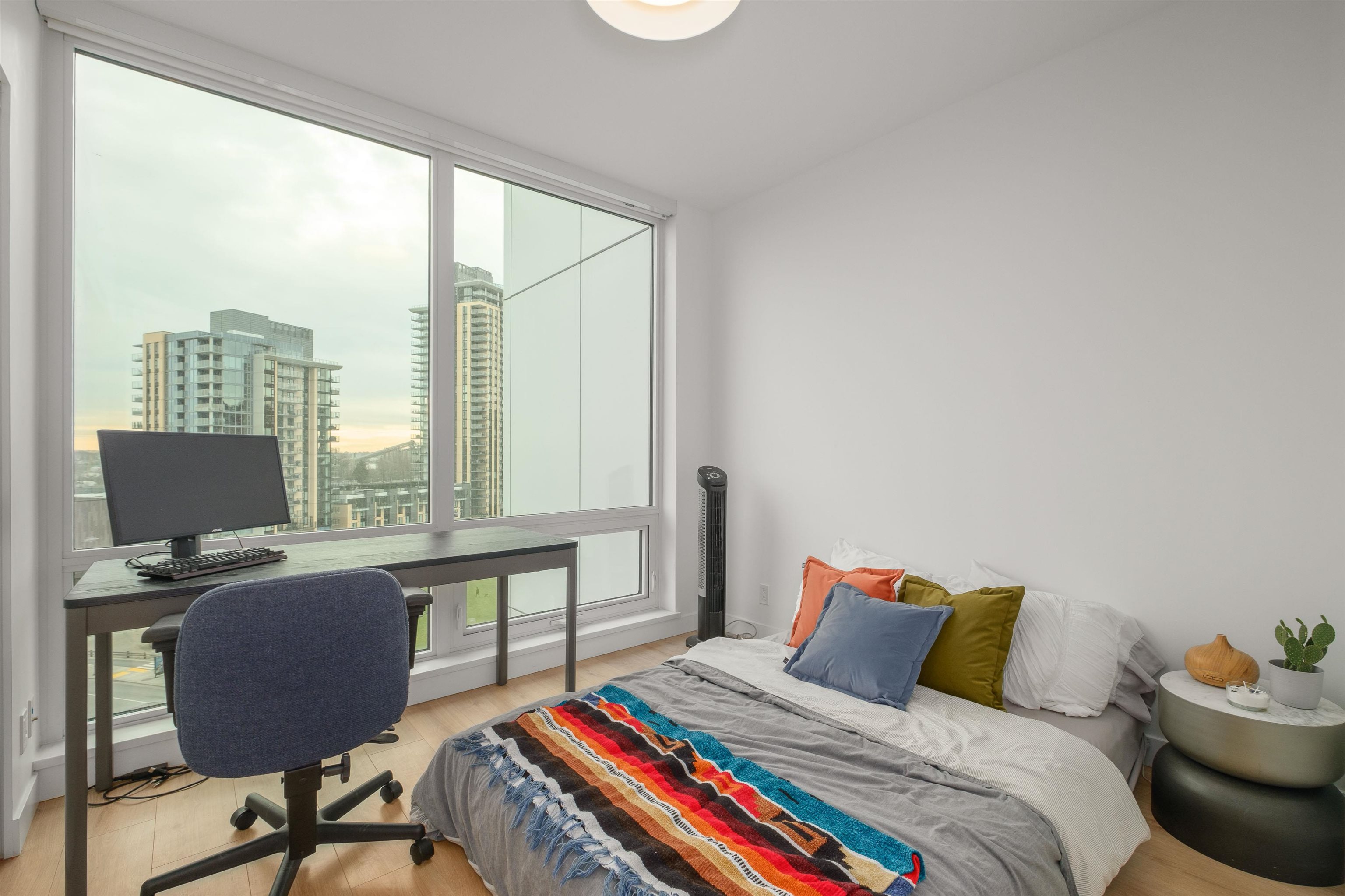 Listing image of 706 1500 FERN STREET
