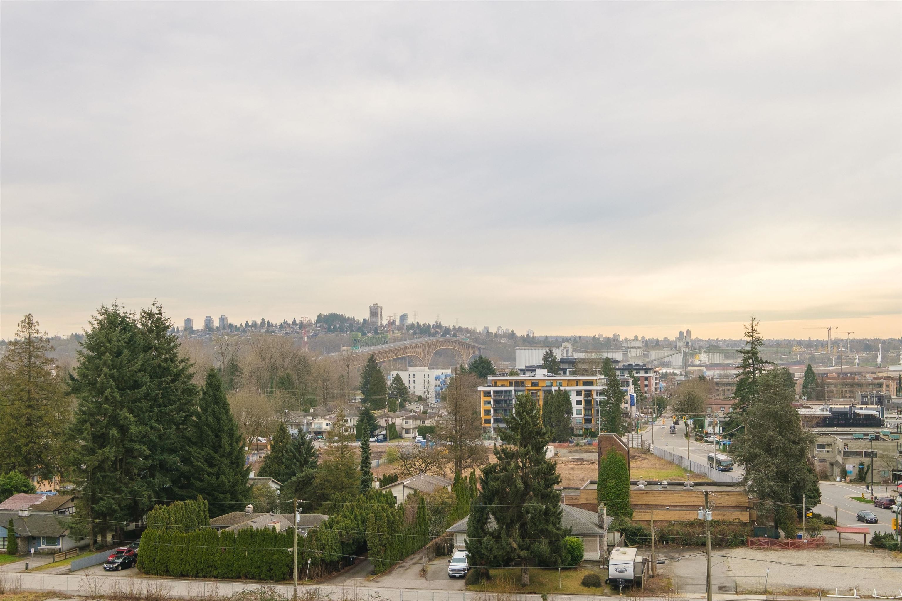 Listing image of 706 1500 FERN STREET