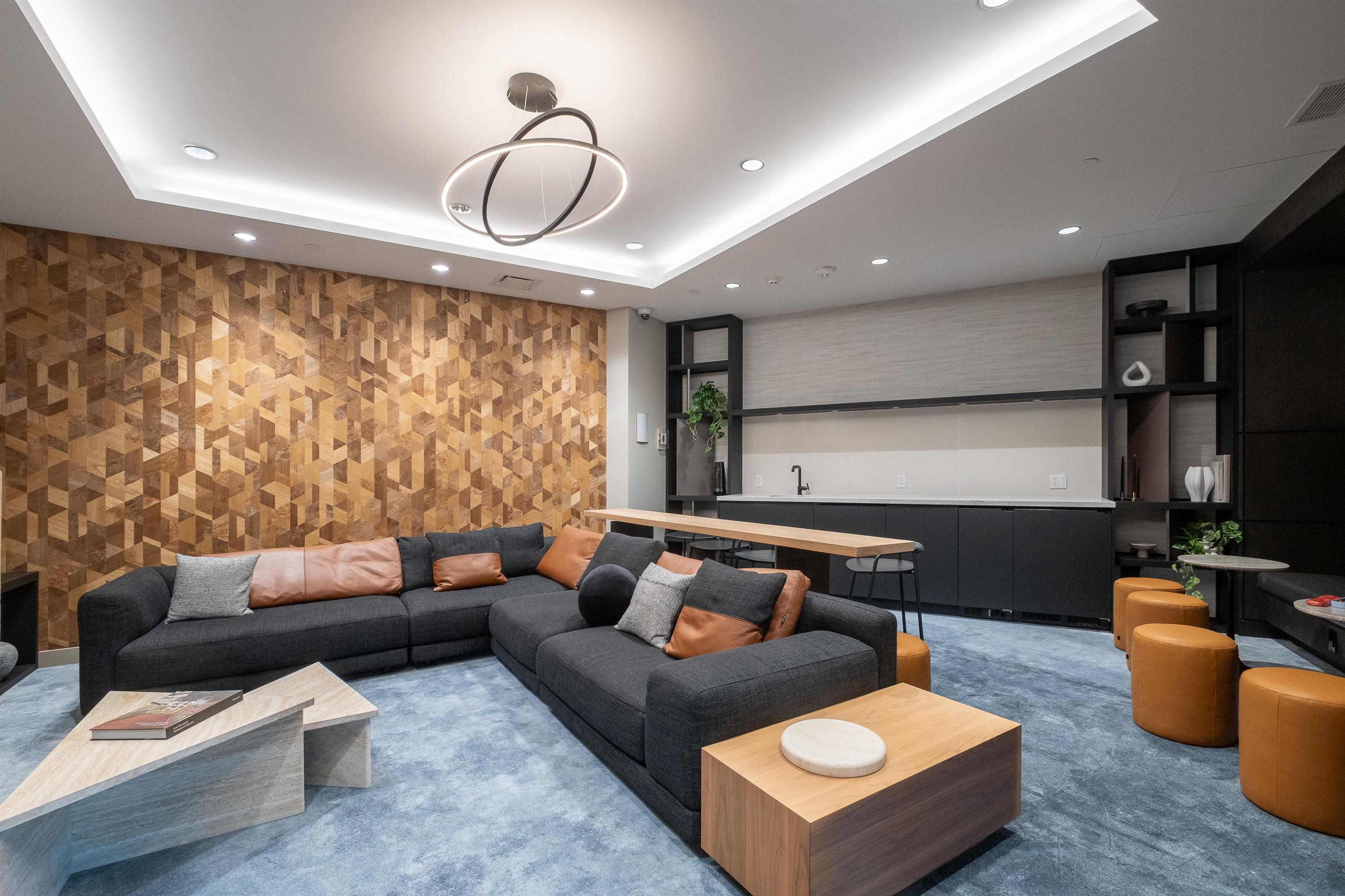 Listing image of 706 1500 FERN STREET