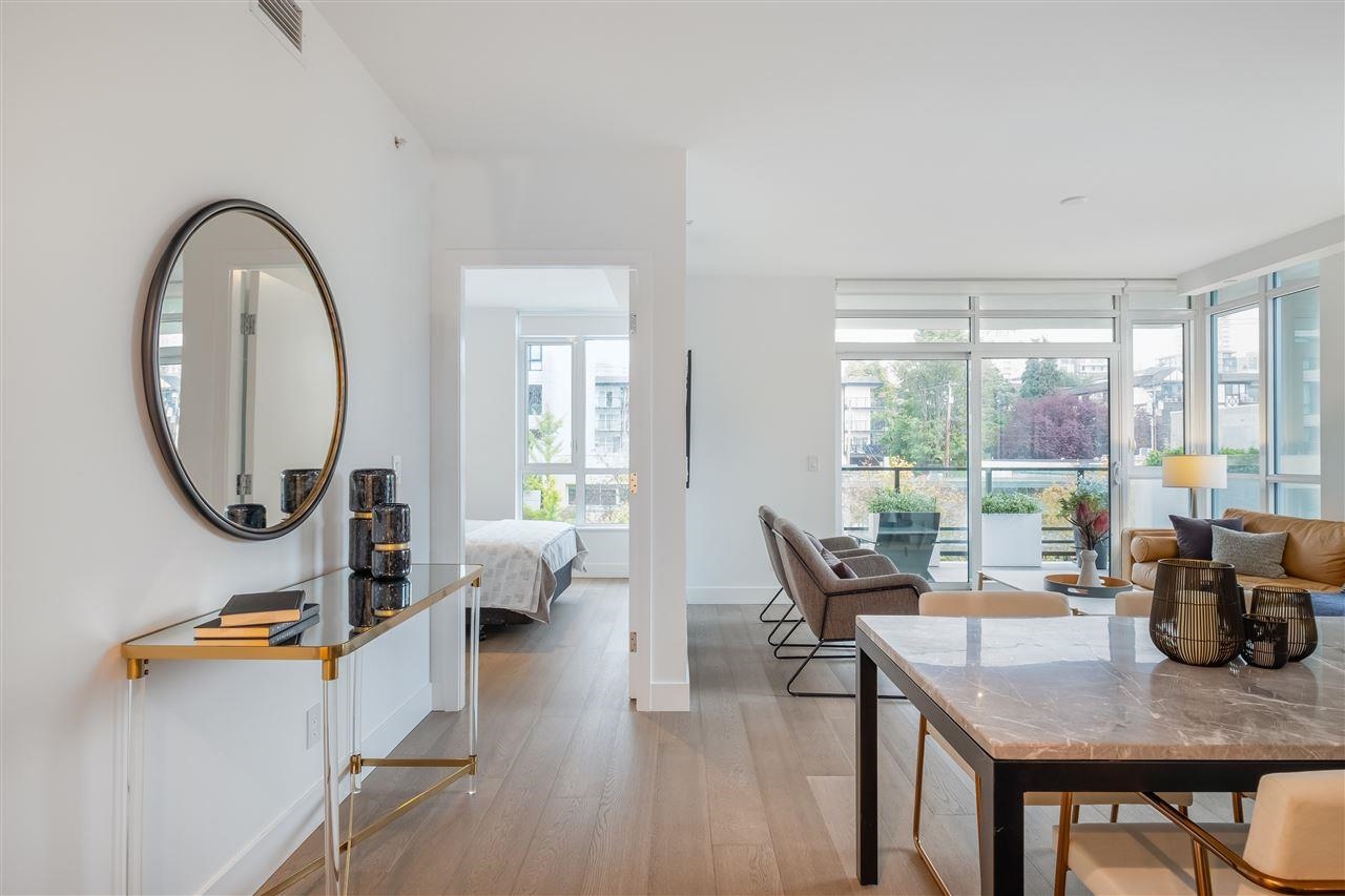 Listing image of 303 177 W 3RD STREET