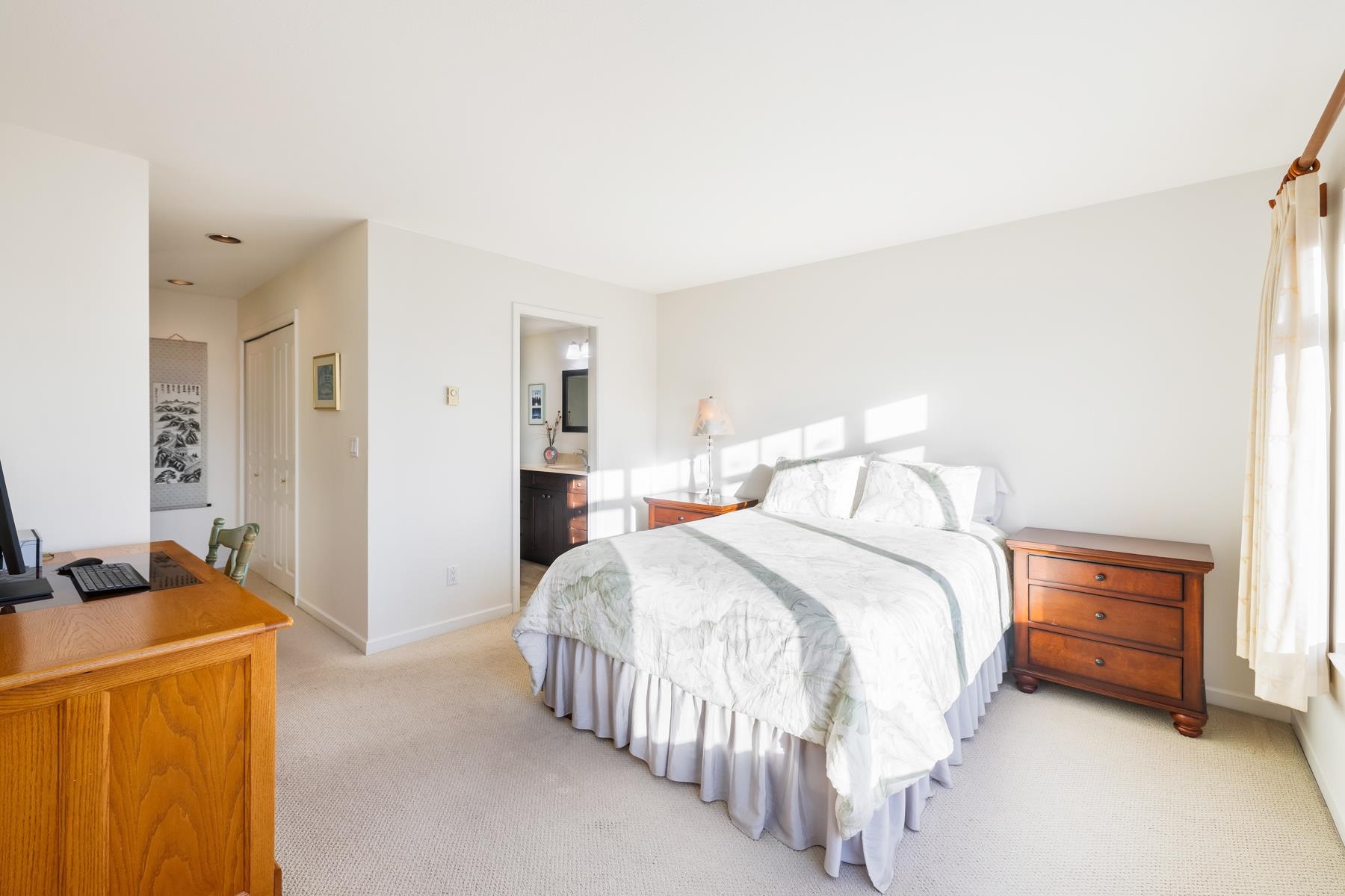 Listing image of 209 257 E KEITH ROAD