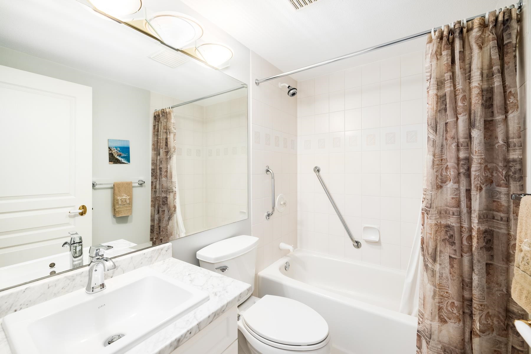 Listing image of 209 257 E KEITH ROAD