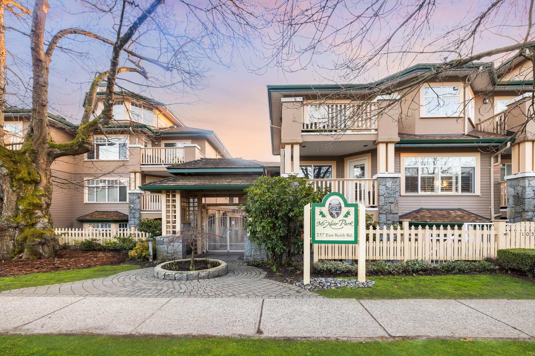 Listing image of 209 257 E KEITH ROAD