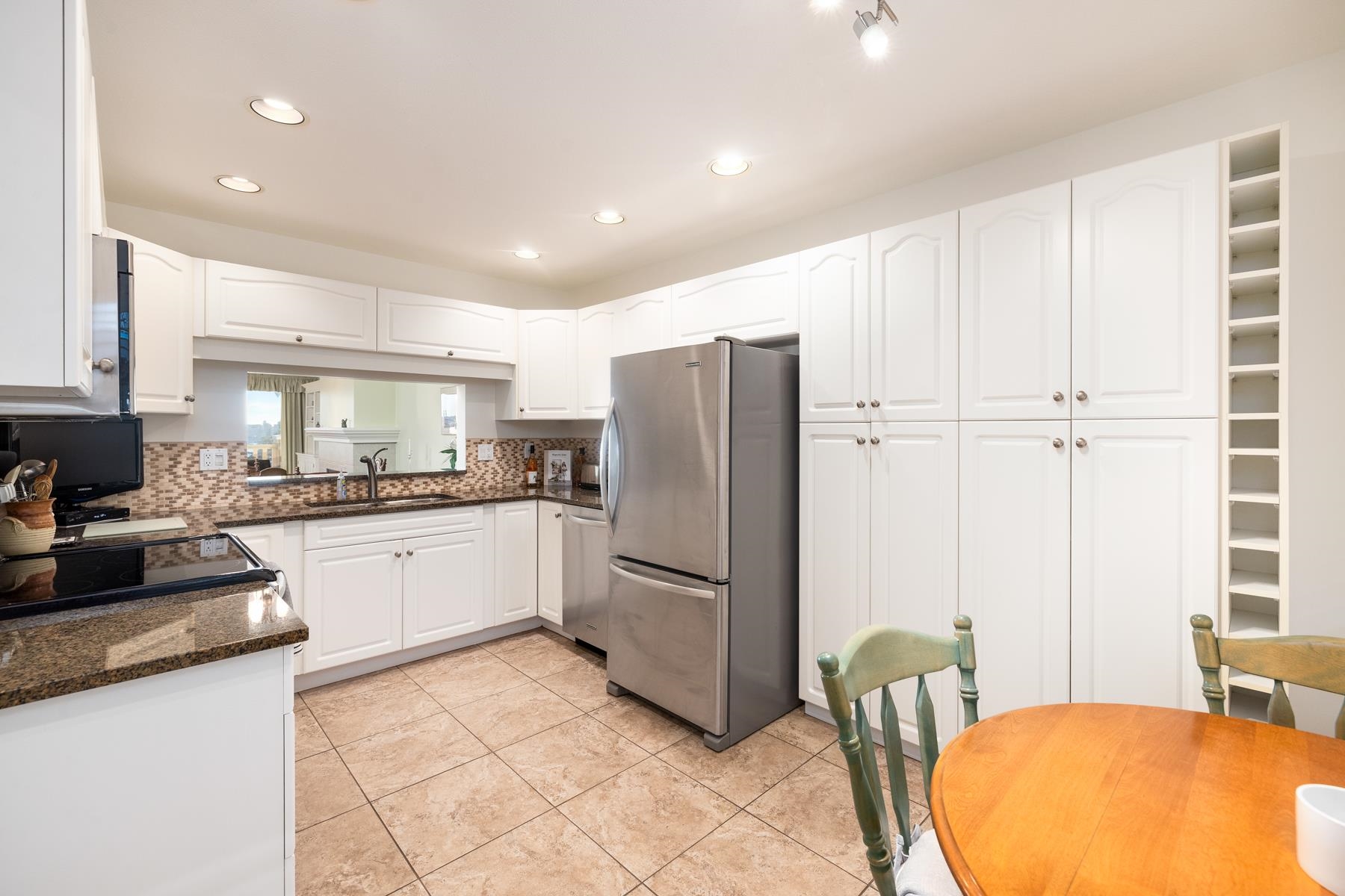 Listing image of 209 257 E KEITH ROAD