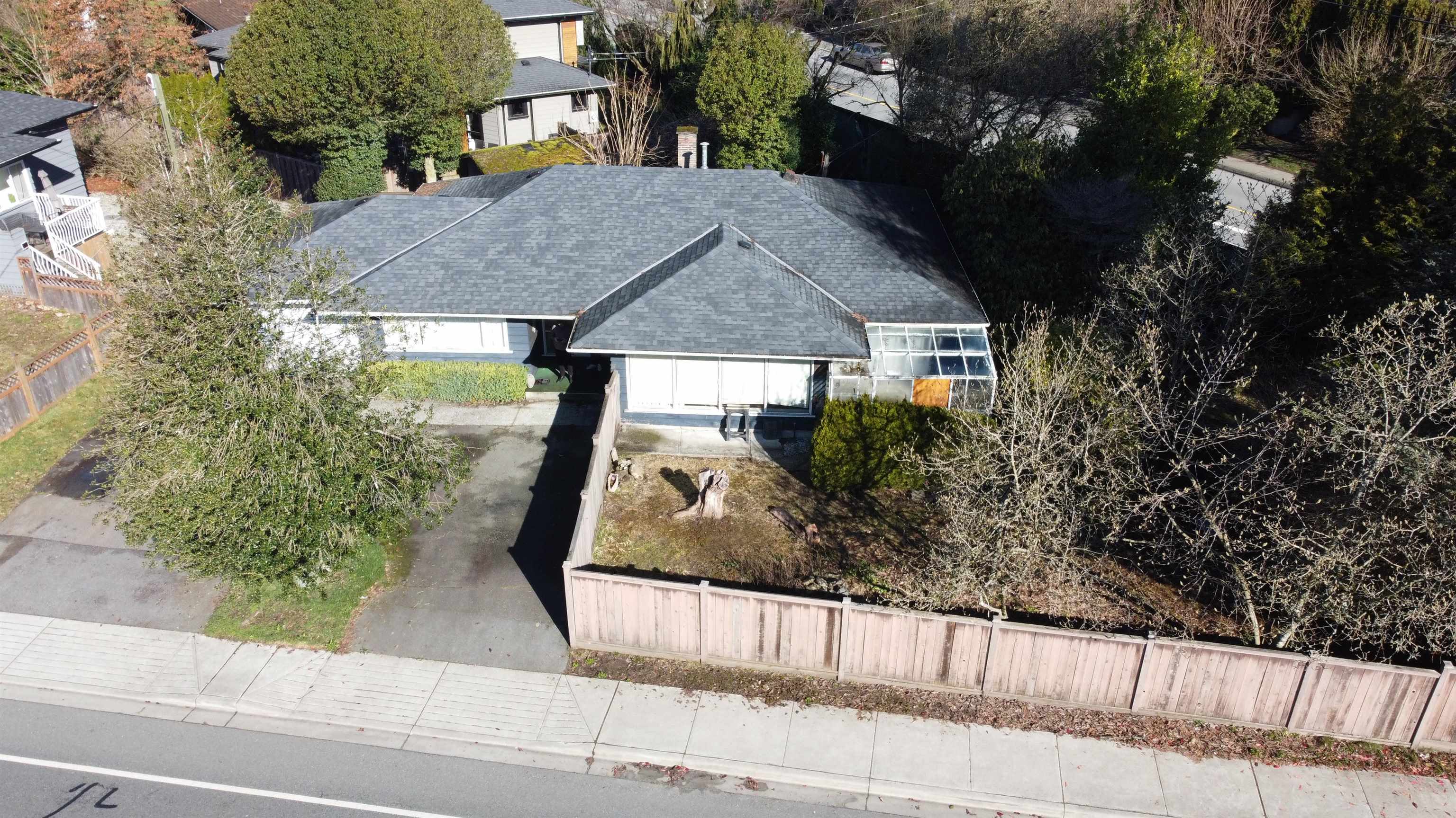 Listing image of 1116 RIDGEWOOD DRIVE