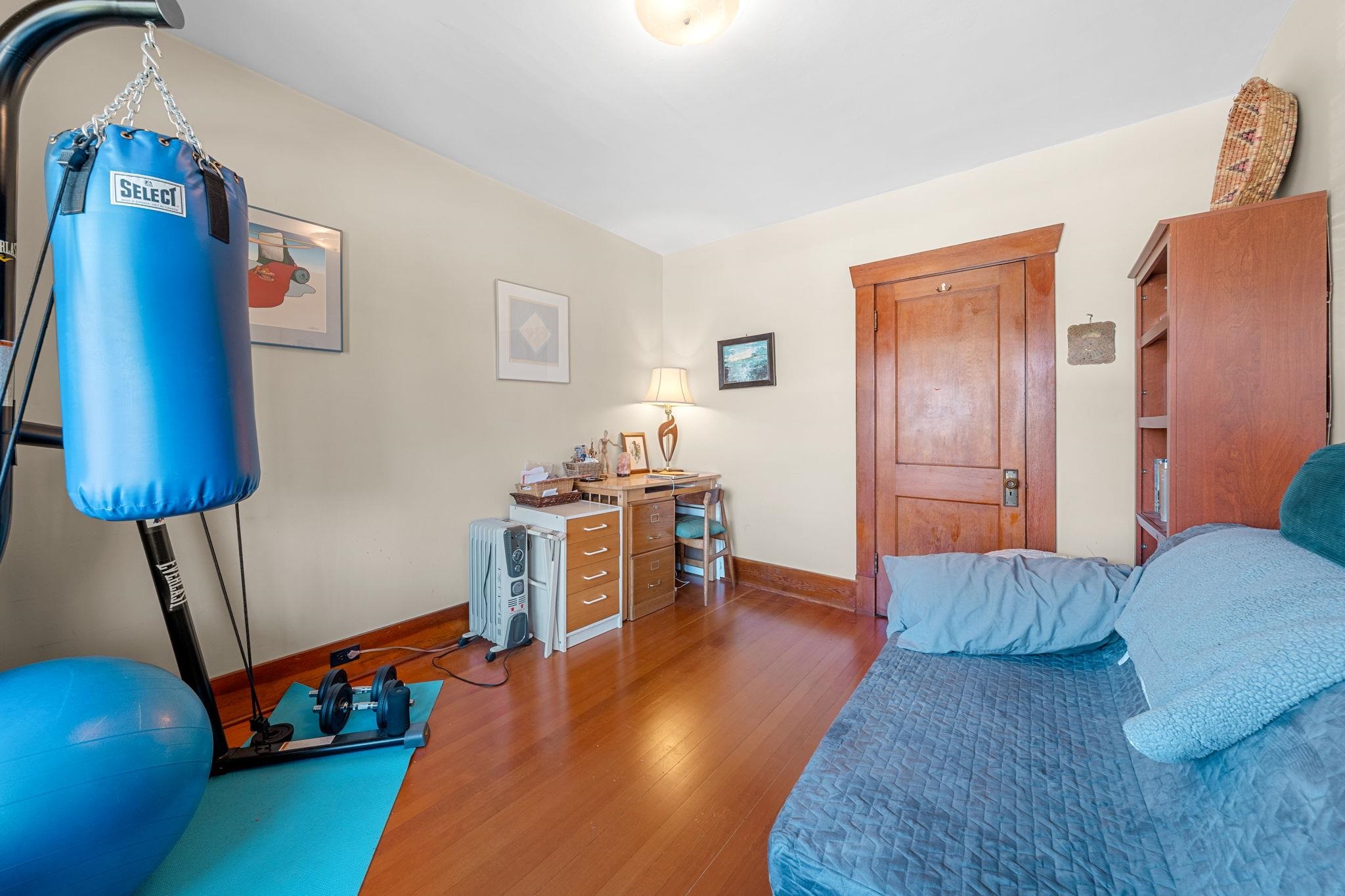 Listing image of 2110 FERNDALE STREET