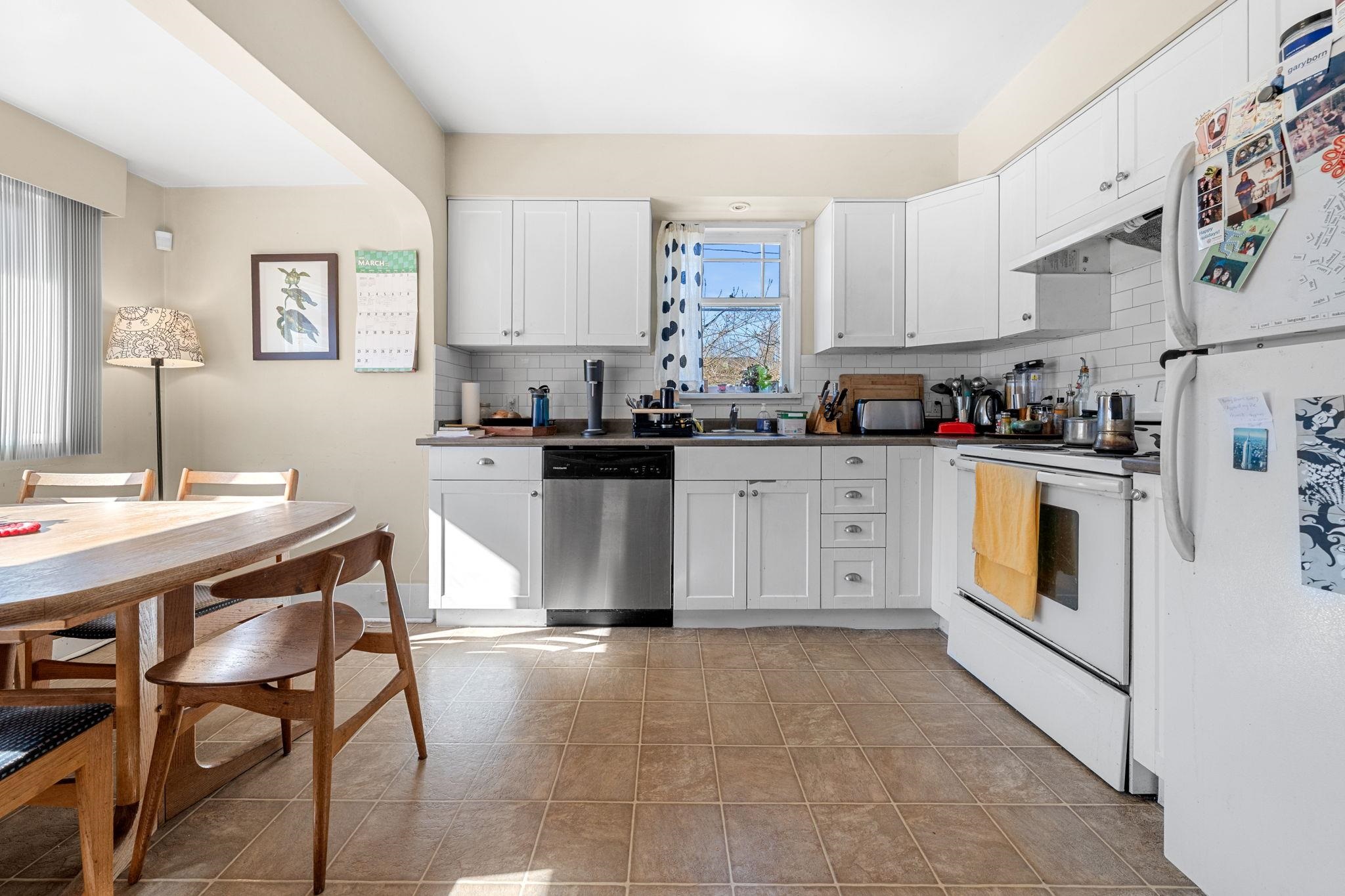 Listing image of 2110 FERNDALE STREET