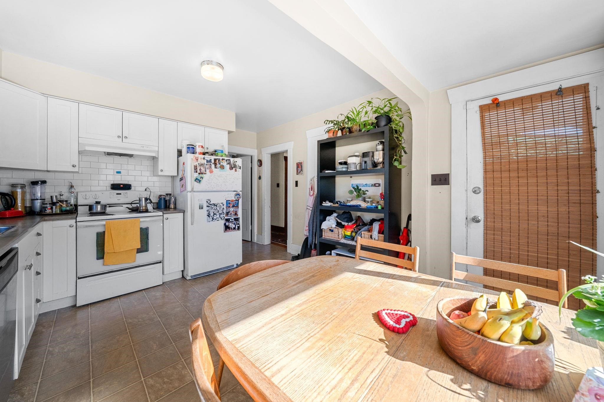 Listing image of 2110 FERNDALE STREET