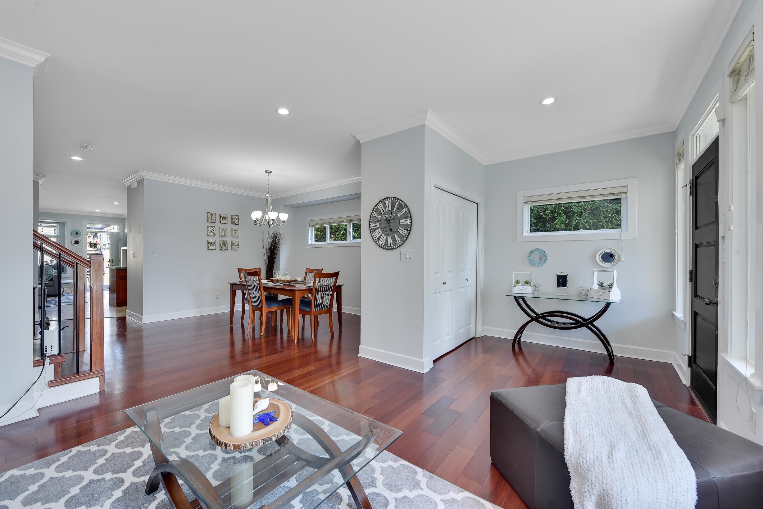 Listing image of 332 E 11TH STREET
