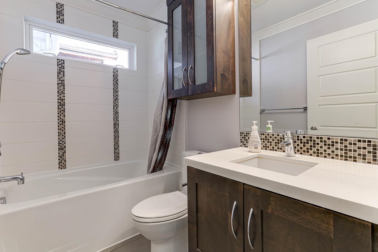 Listing image of 1155 SINCLAIR STREET