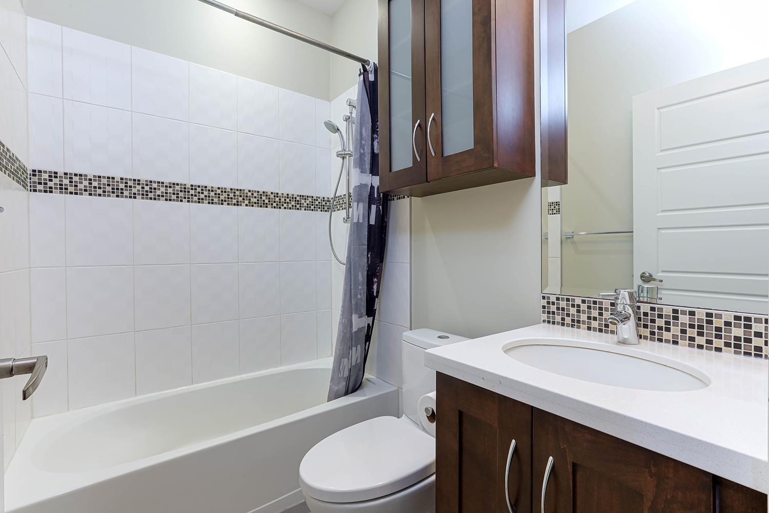 Listing image of 1155 SINCLAIR STREET