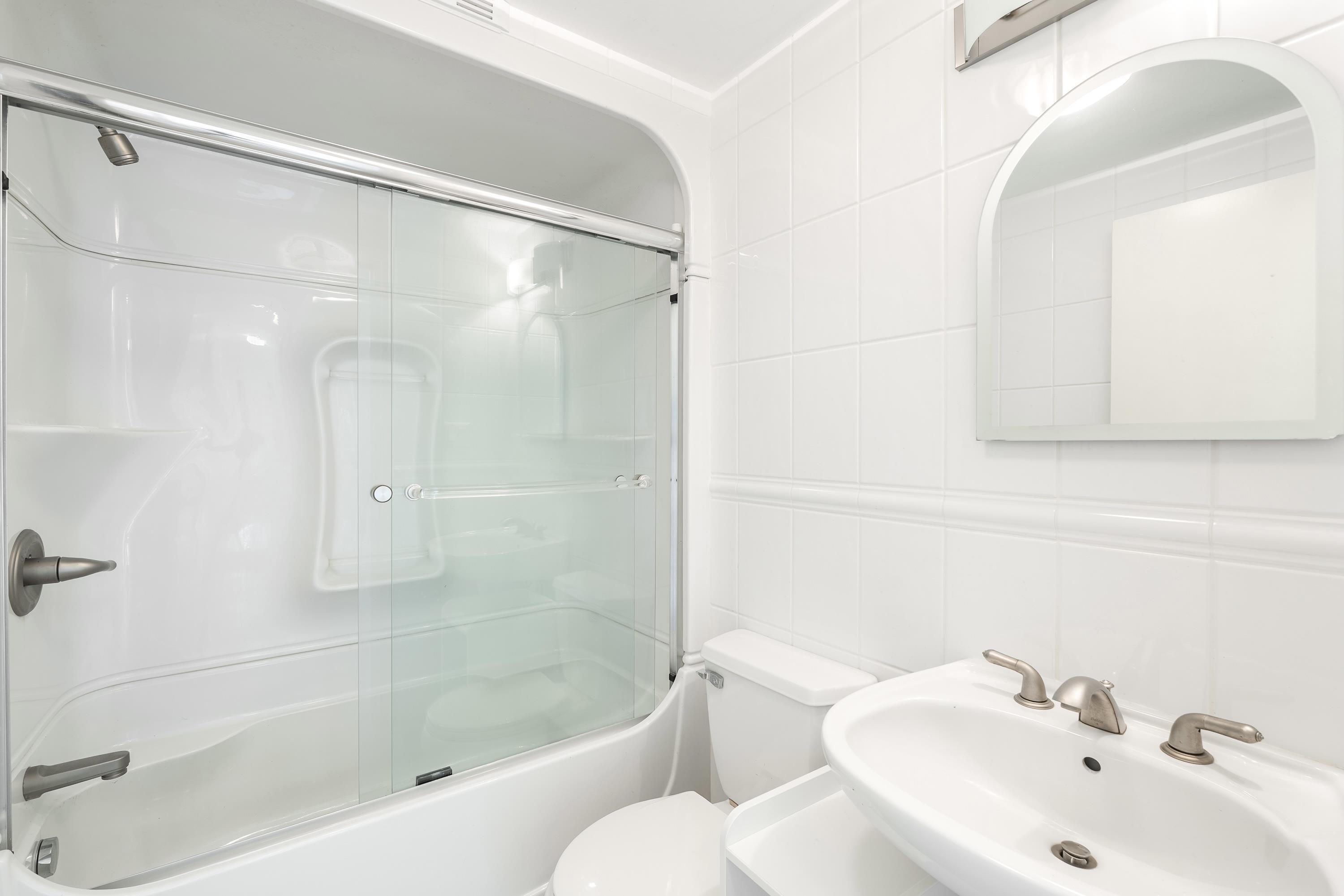 Listing image of 5295 GULF PLACE