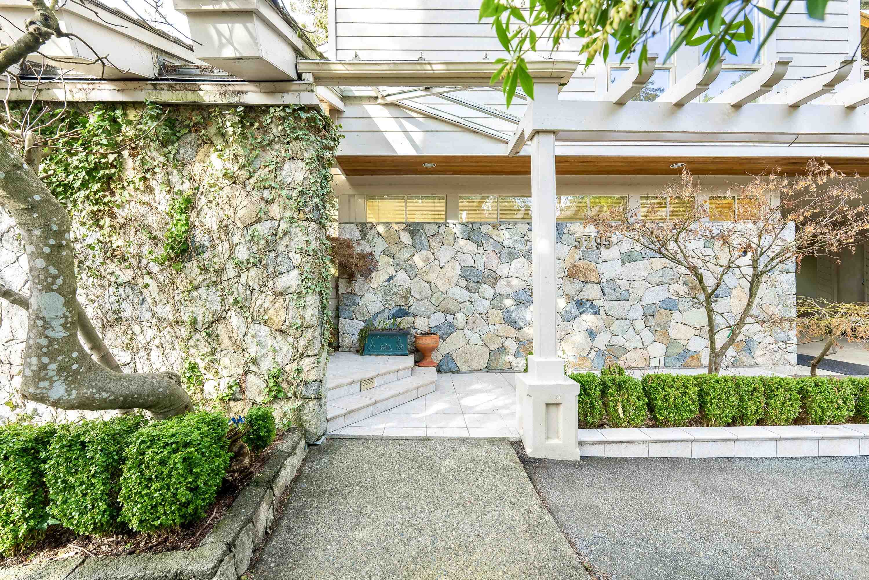 Listing image of 5295 GULF PLACE
