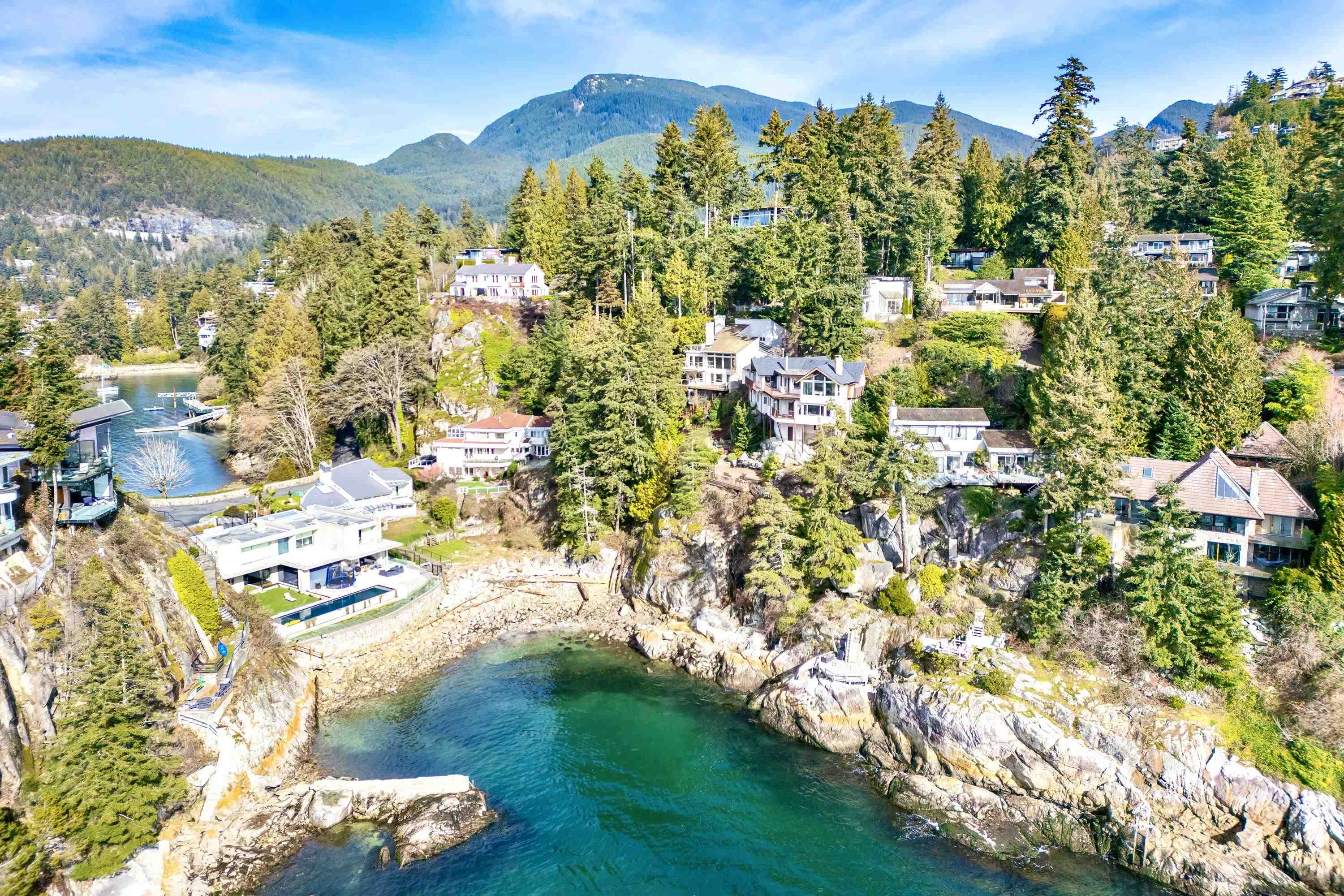Listing image of 5295 GULF PLACE