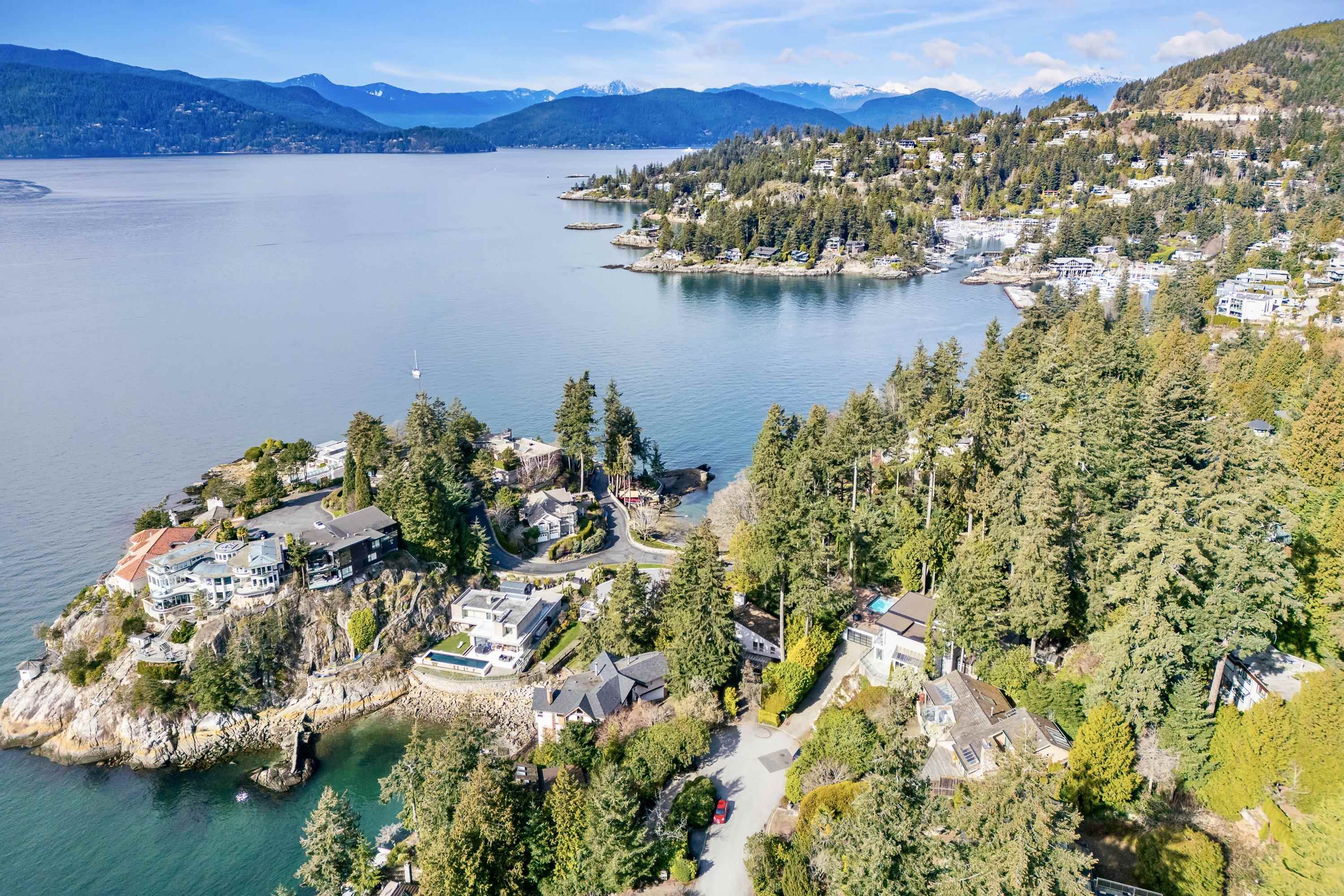 Listing image of 5295 GULF PLACE