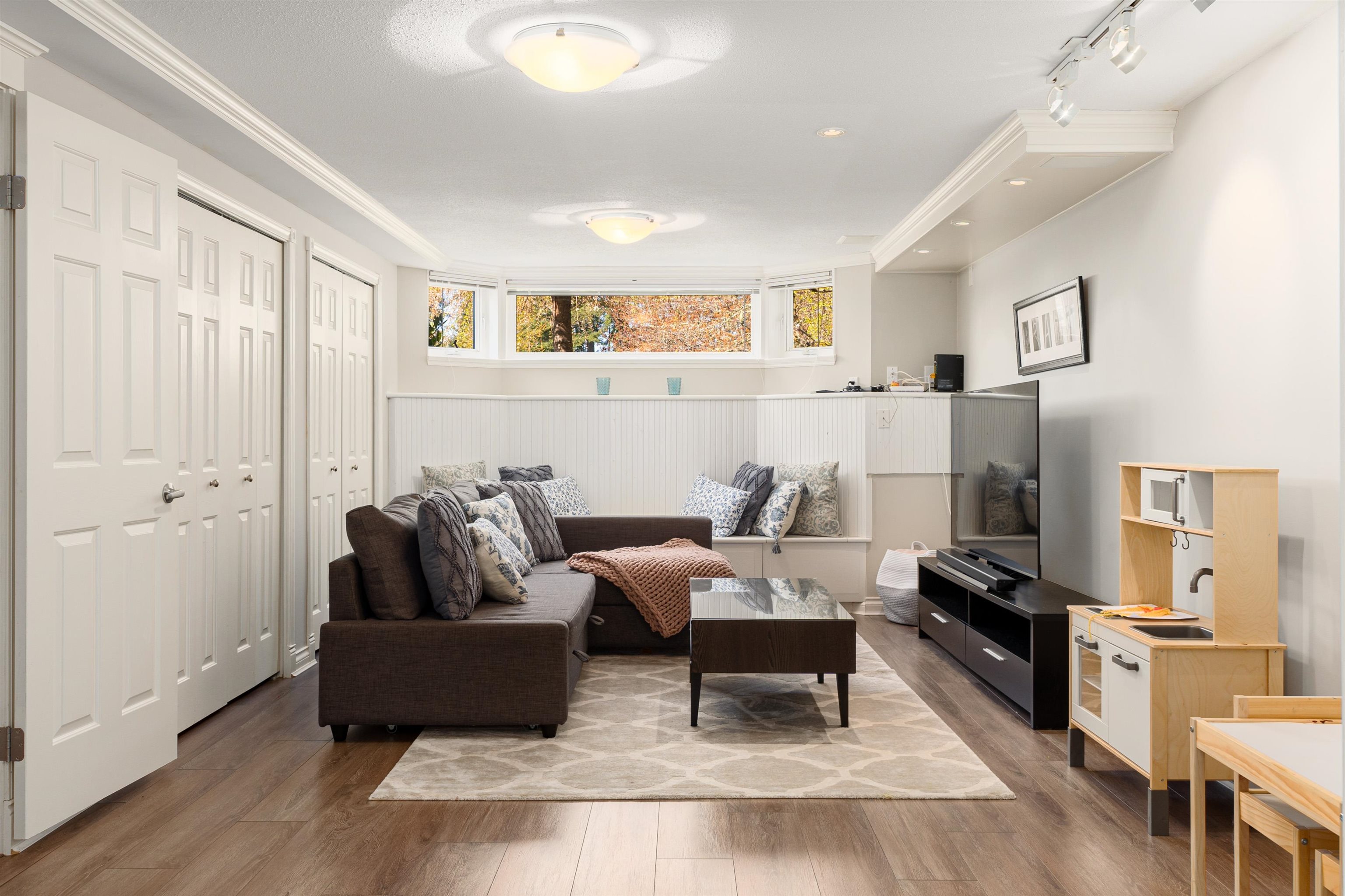 Listing image of 4188 COVENTRY WAY