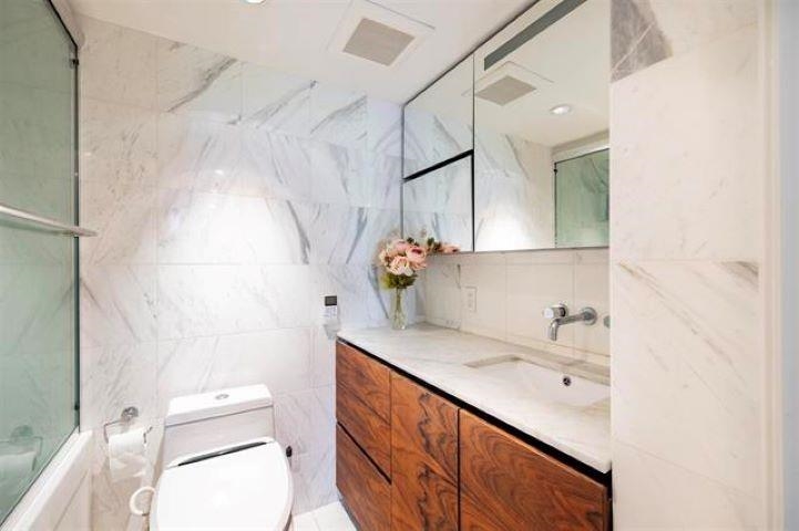 Listing image of 203 2167 BELLEVUE AVENUE