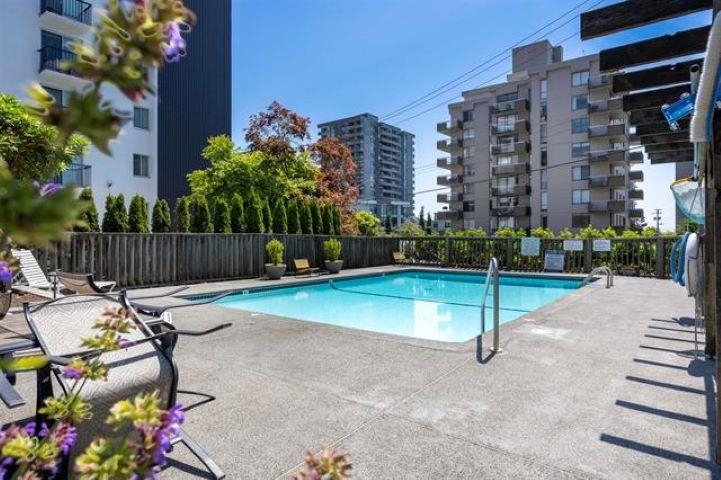 Listing image of 203 2167 BELLEVUE AVENUE