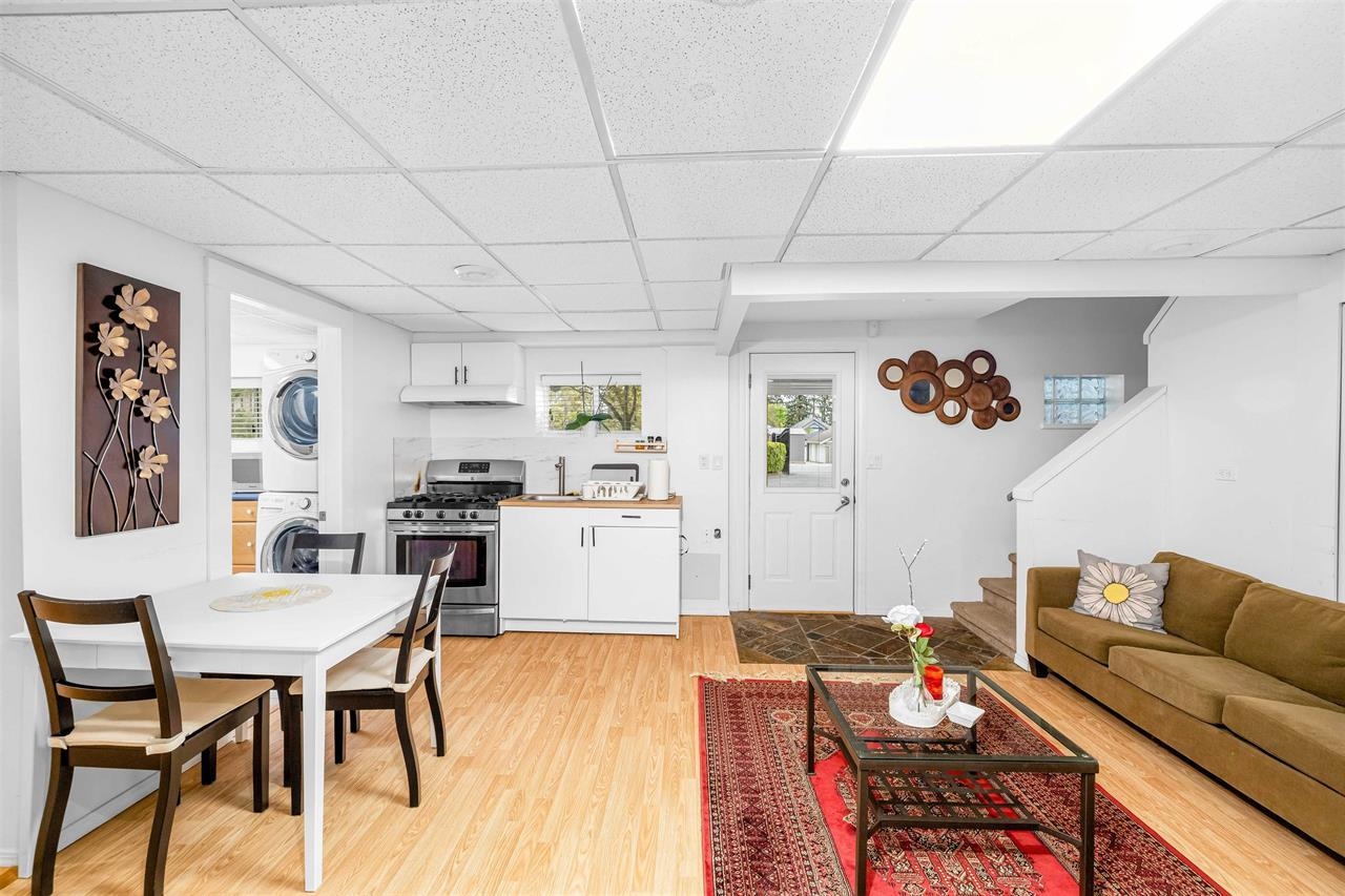Listing image of 1436 GRAND BOULEVARD