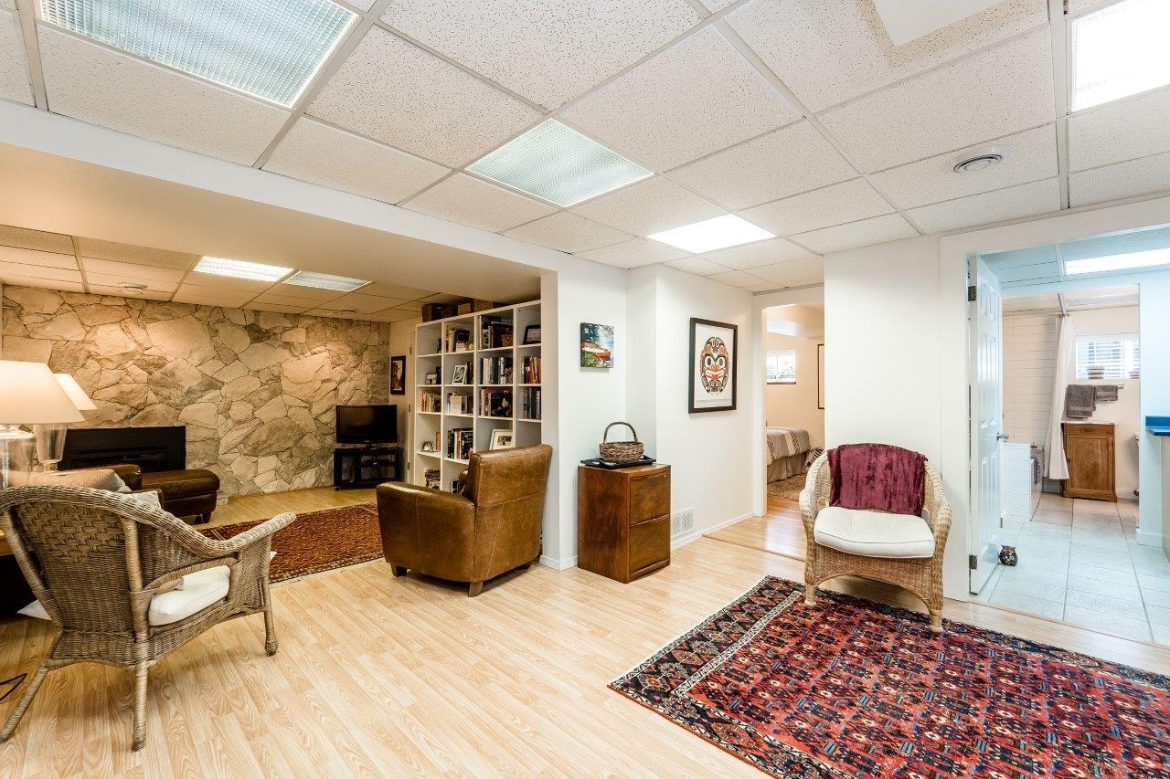 Listing image of 1436 GRAND BOULEVARD
