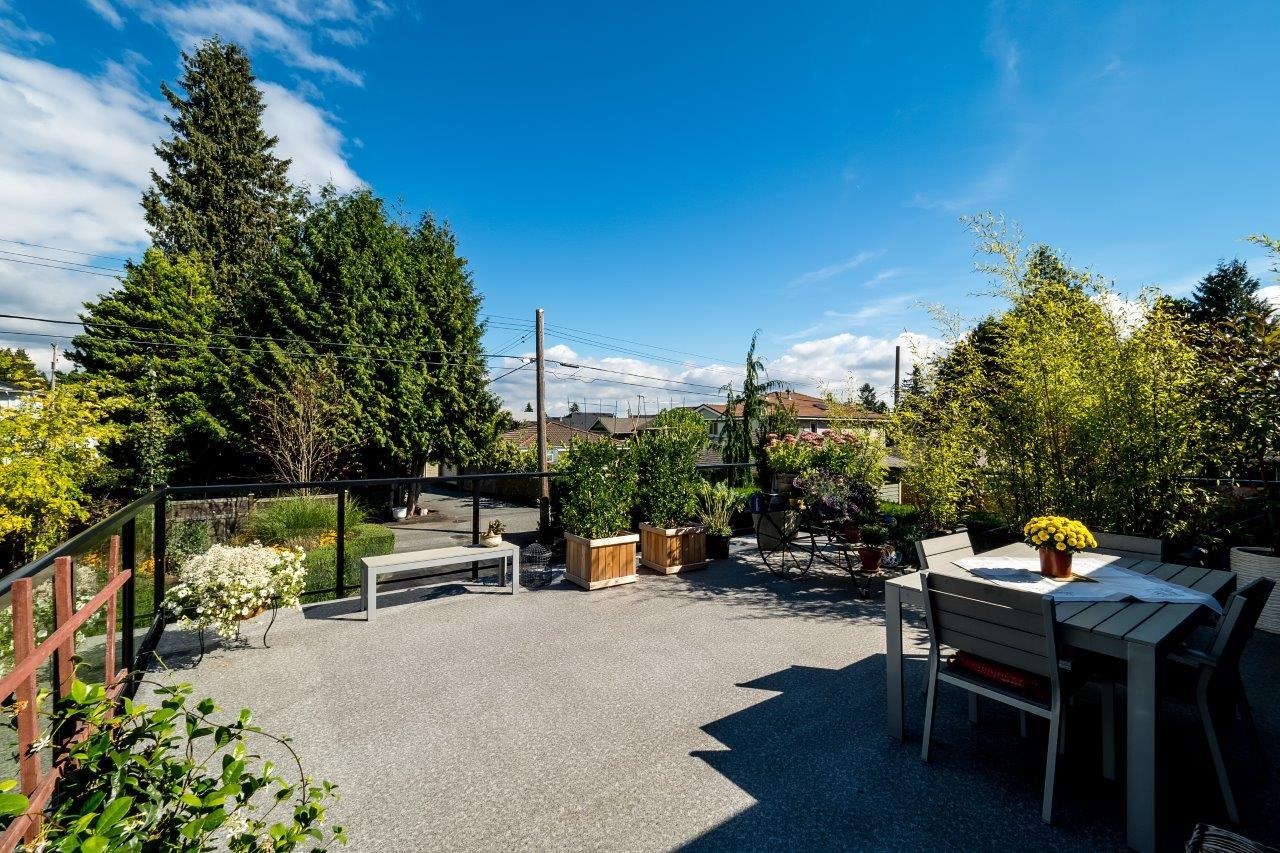 Listing image of 1436 GRAND BOULEVARD