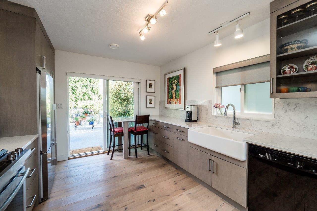 Listing image of 1436 GRAND BOULEVARD