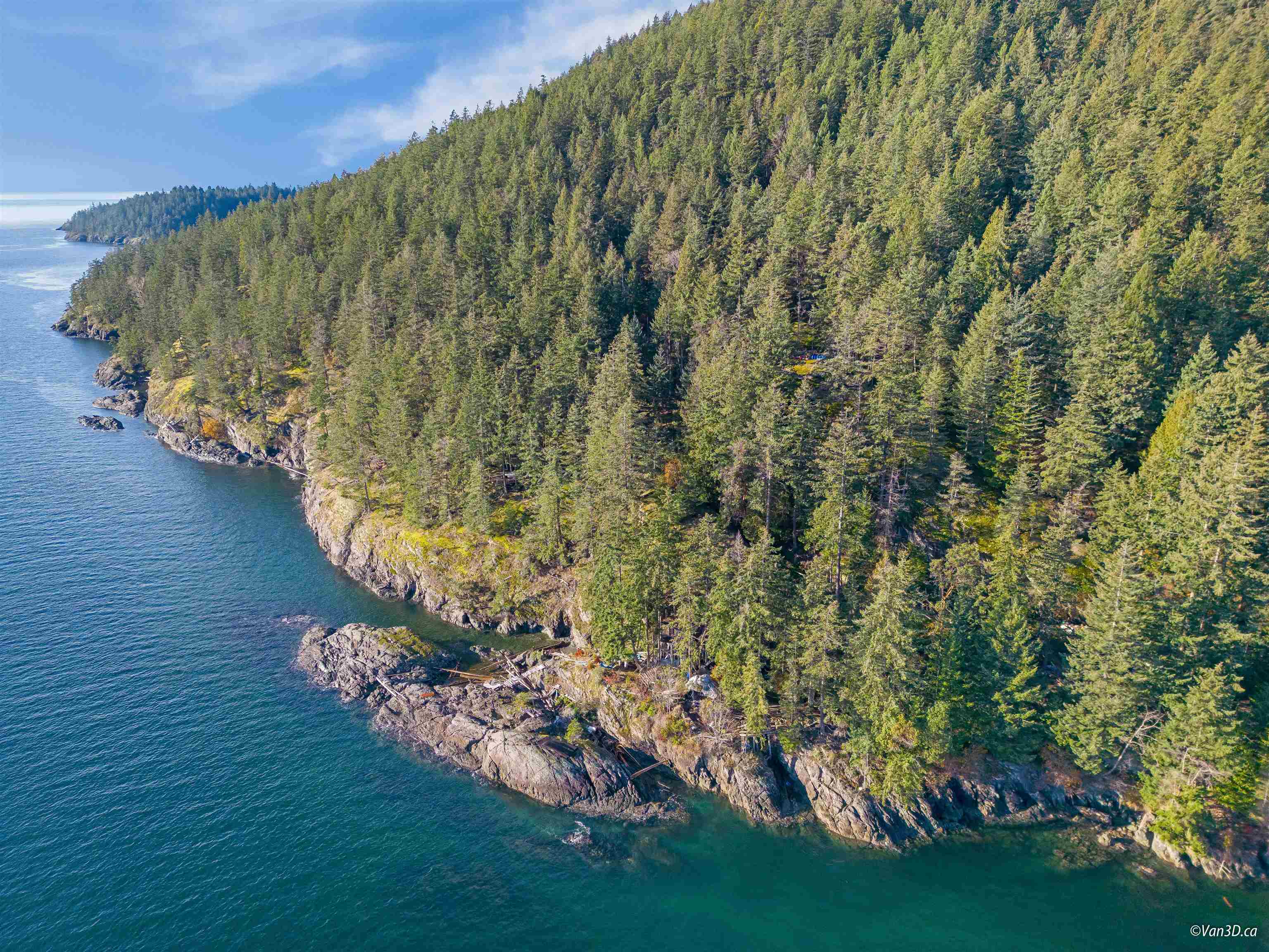 Listing image of 381 WATERFRONT