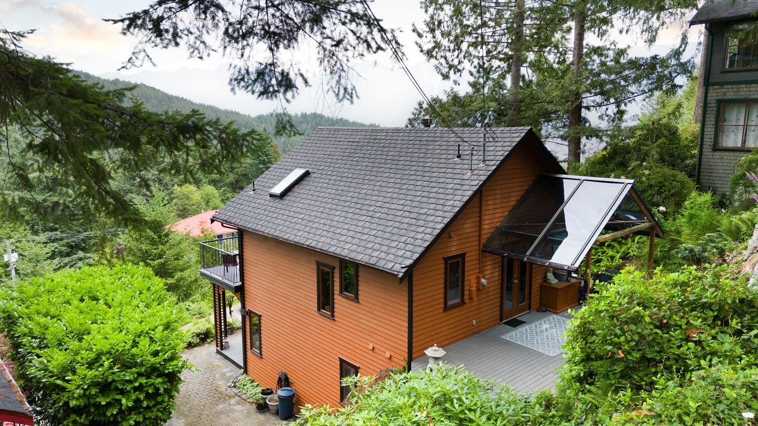 Listing image of 571 ROOCROFT LANE