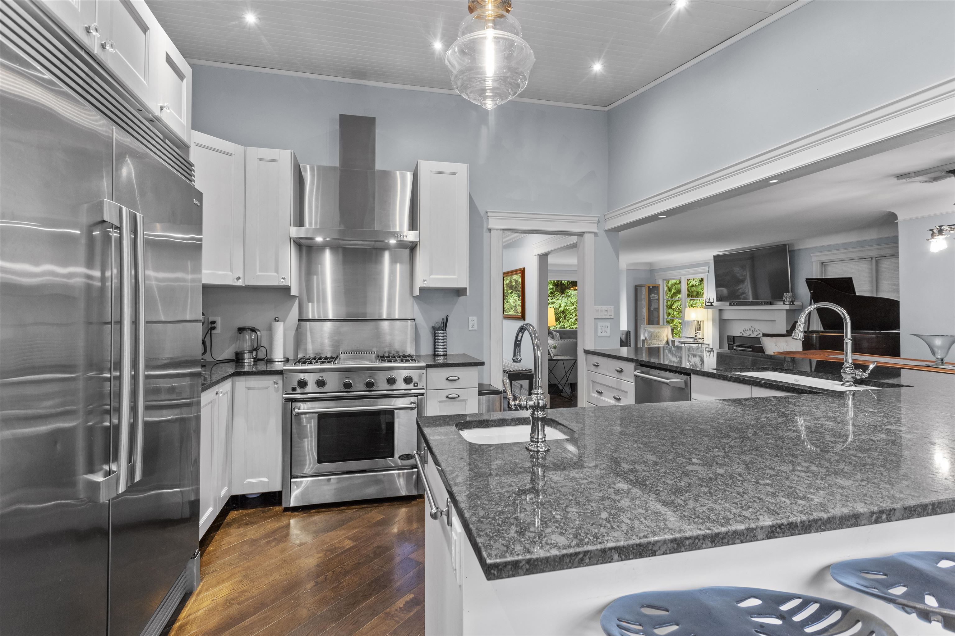Listing image of 1374 KILMER ROAD