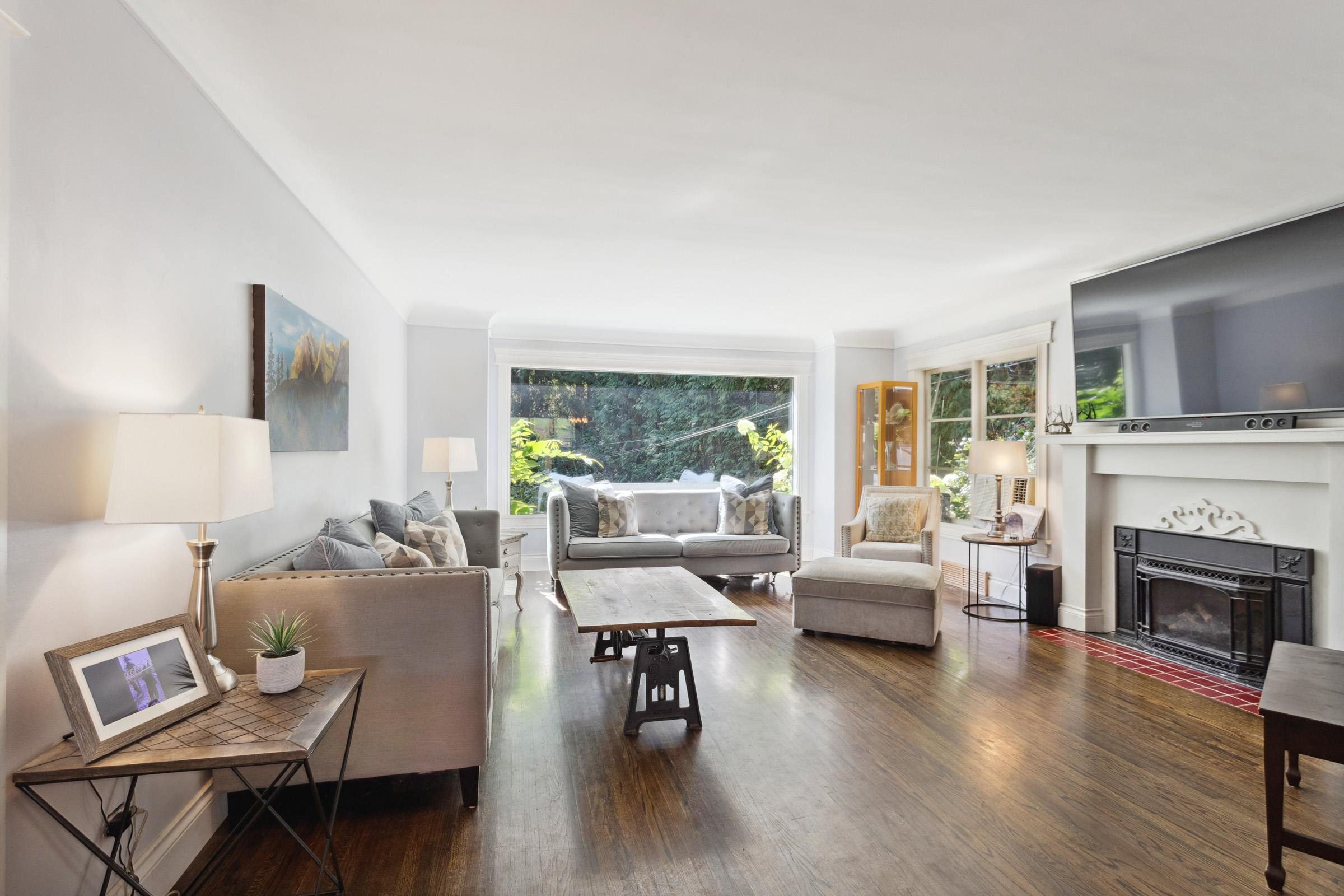 Listing image of 1374 KILMER ROAD