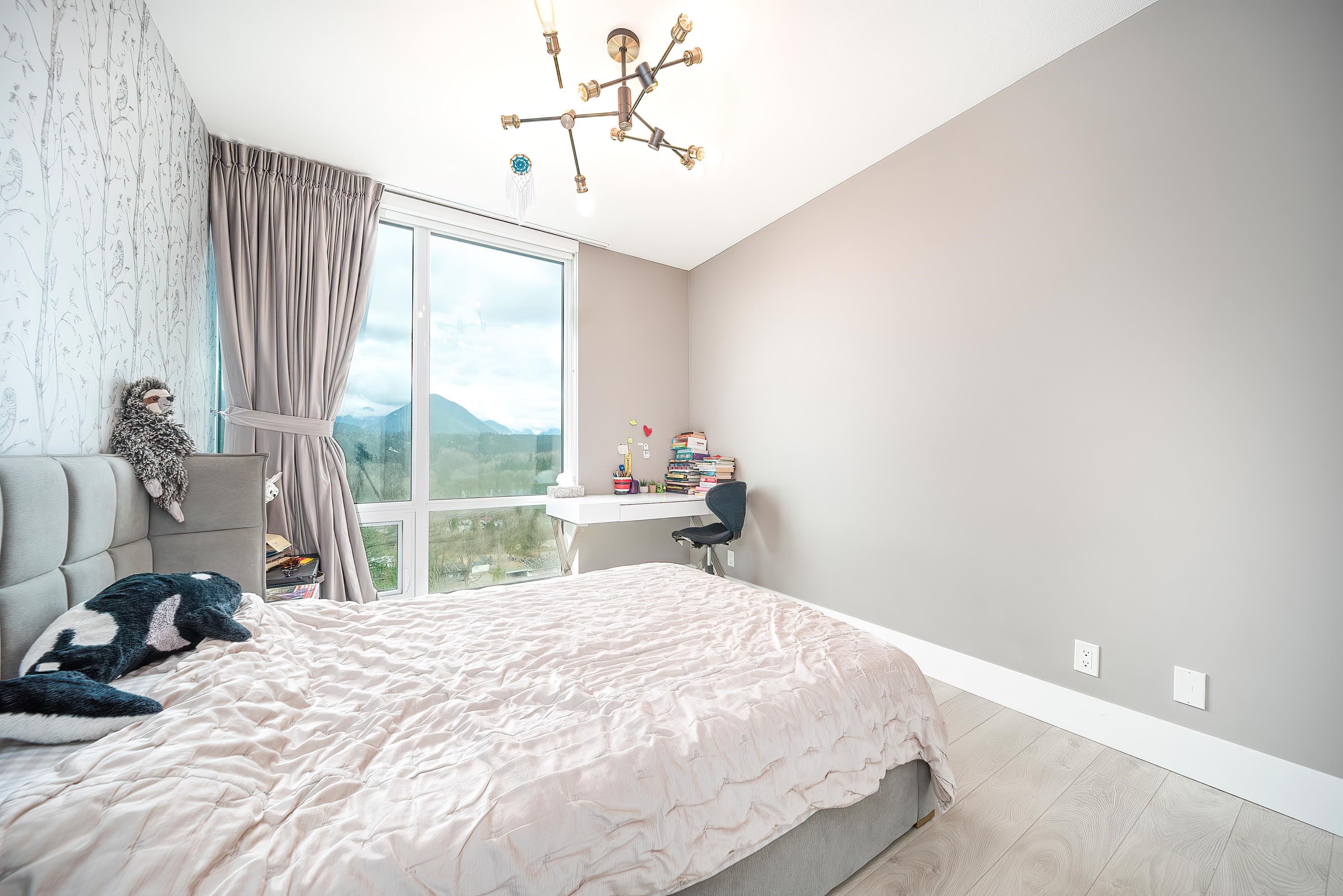 Listing image of 2007 680 SEYLYNN CRES