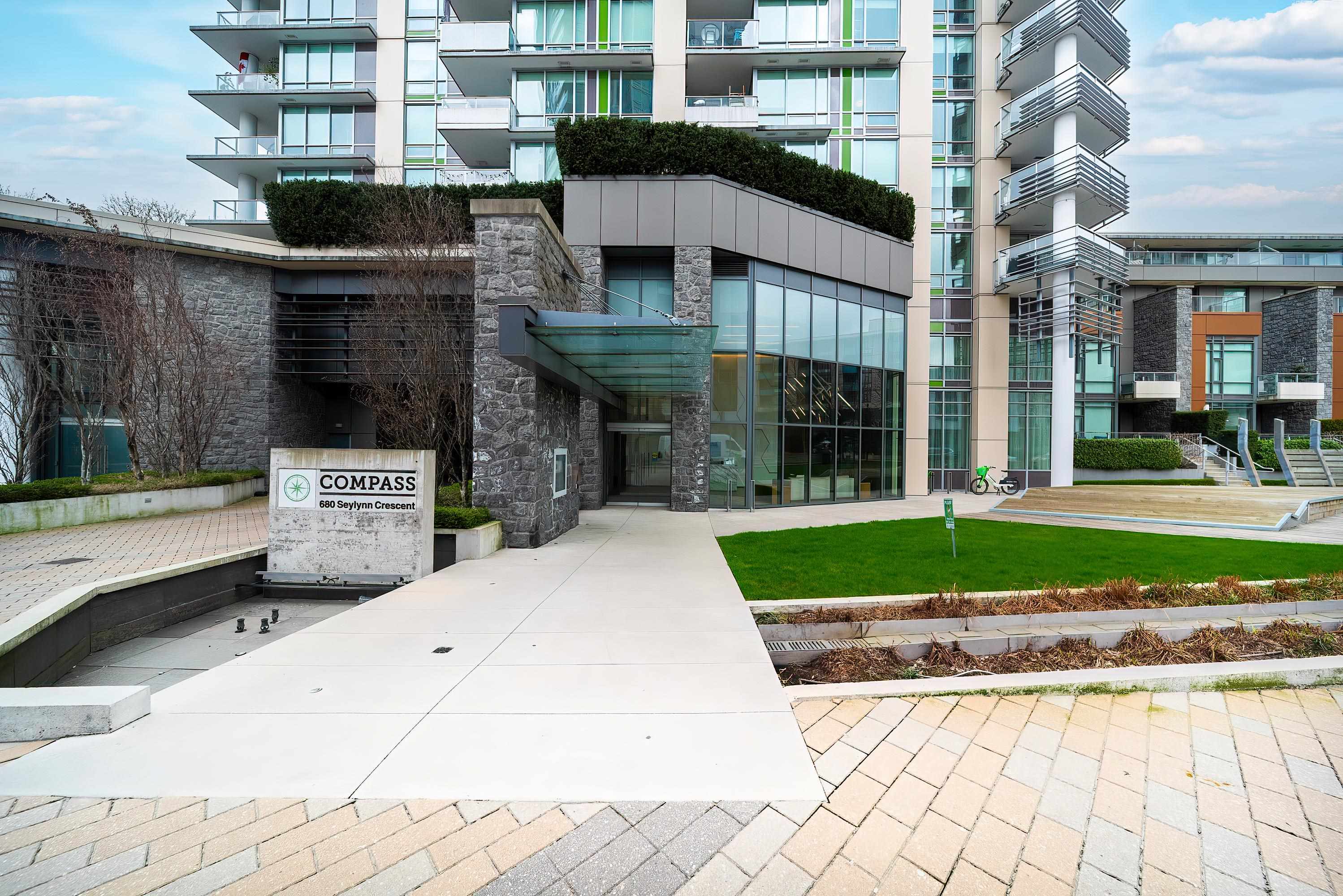 Listing image of 2007 680 SEYLYNN CRES