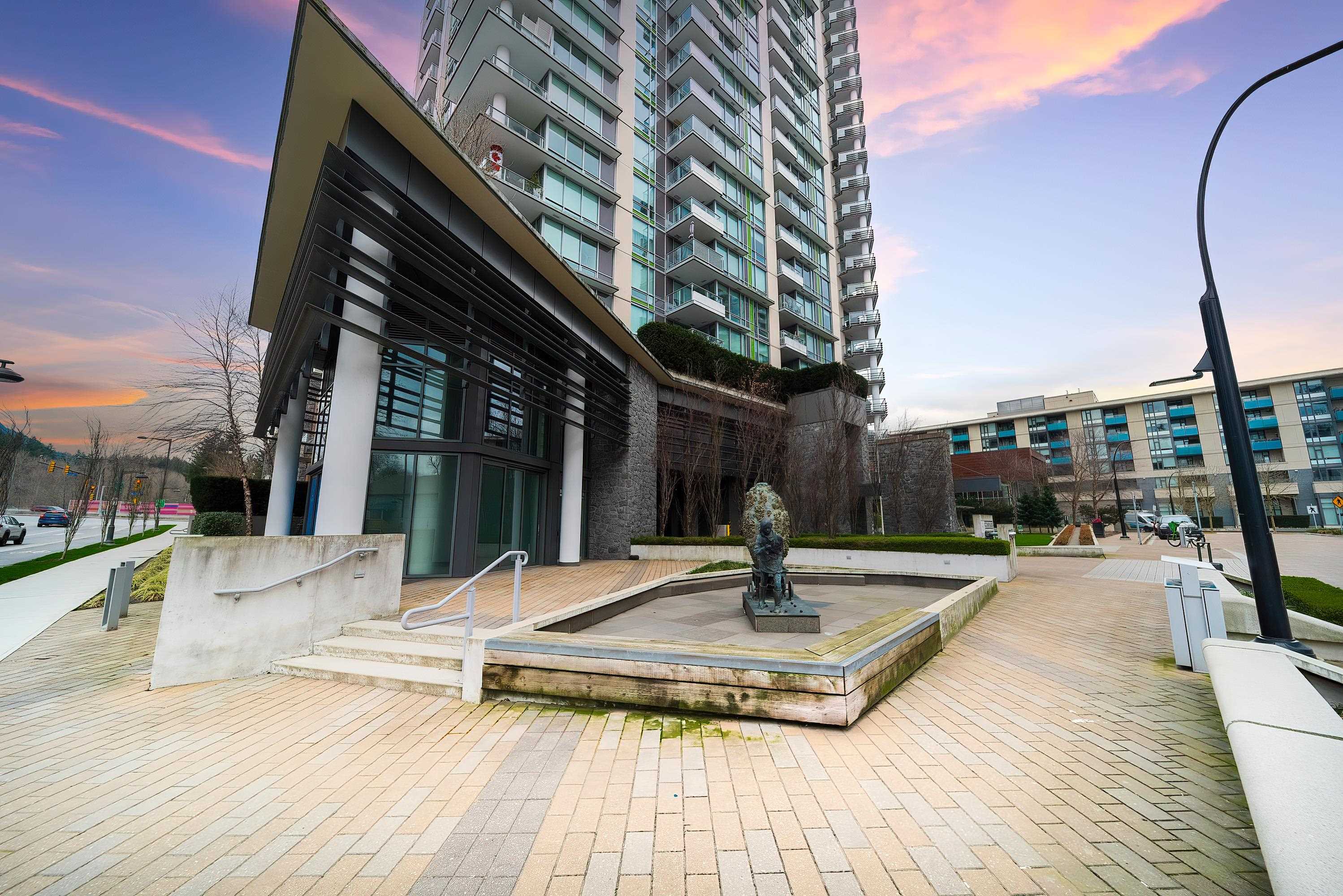 Listing image of 2007 680 SEYLYNN CRES