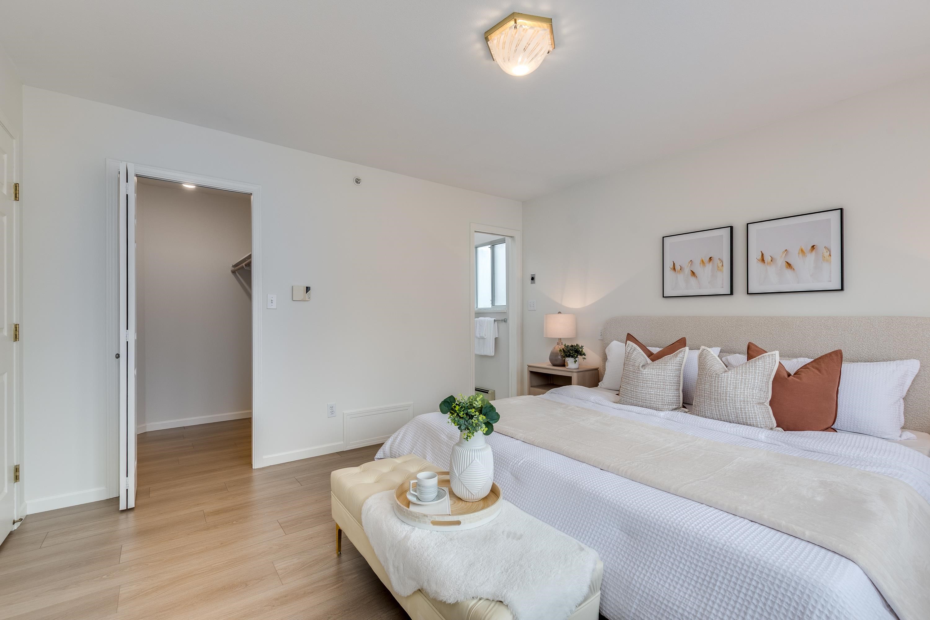 Listing image of 5433 LANARK STREET