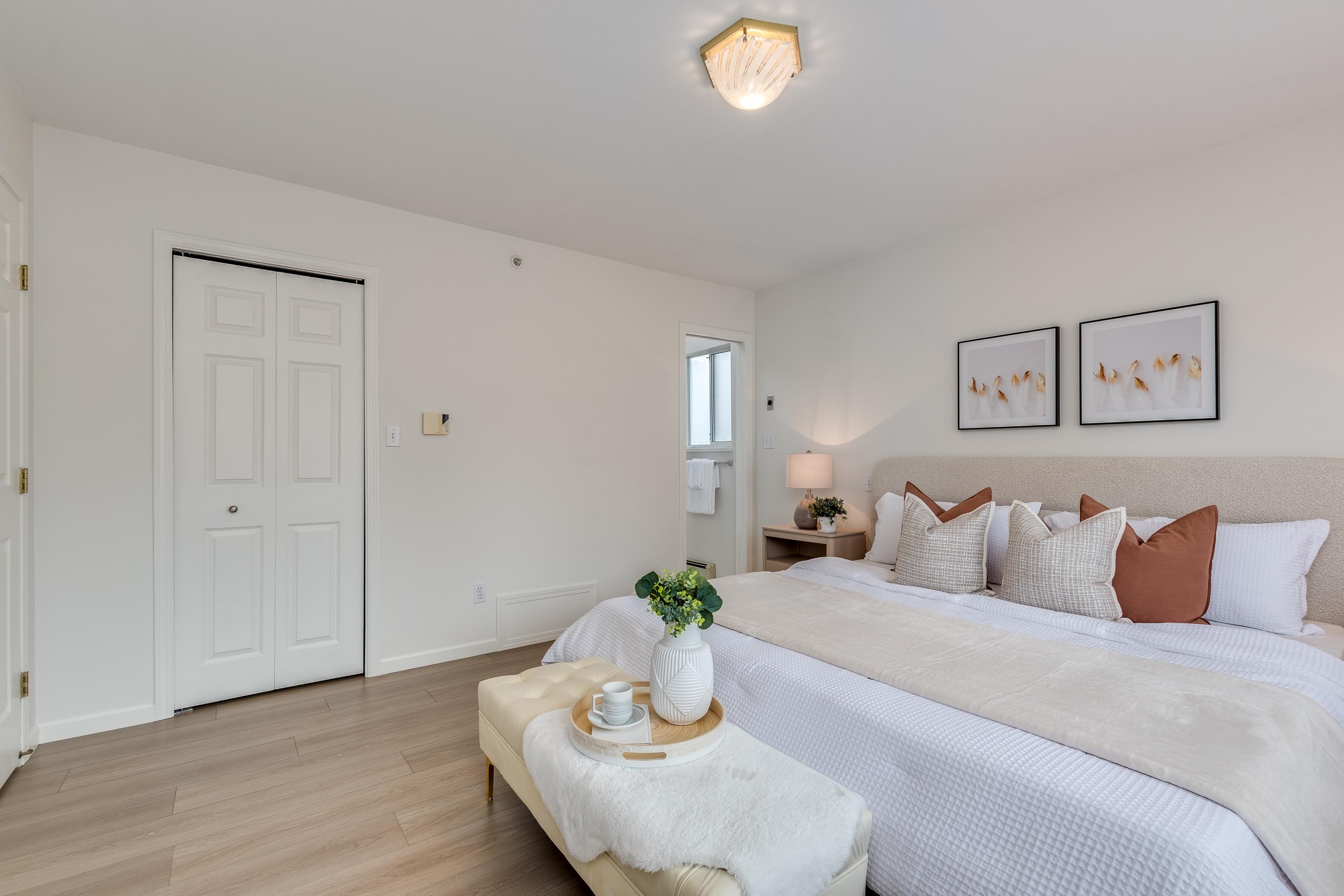 Listing image of 5433 LANARK STREET