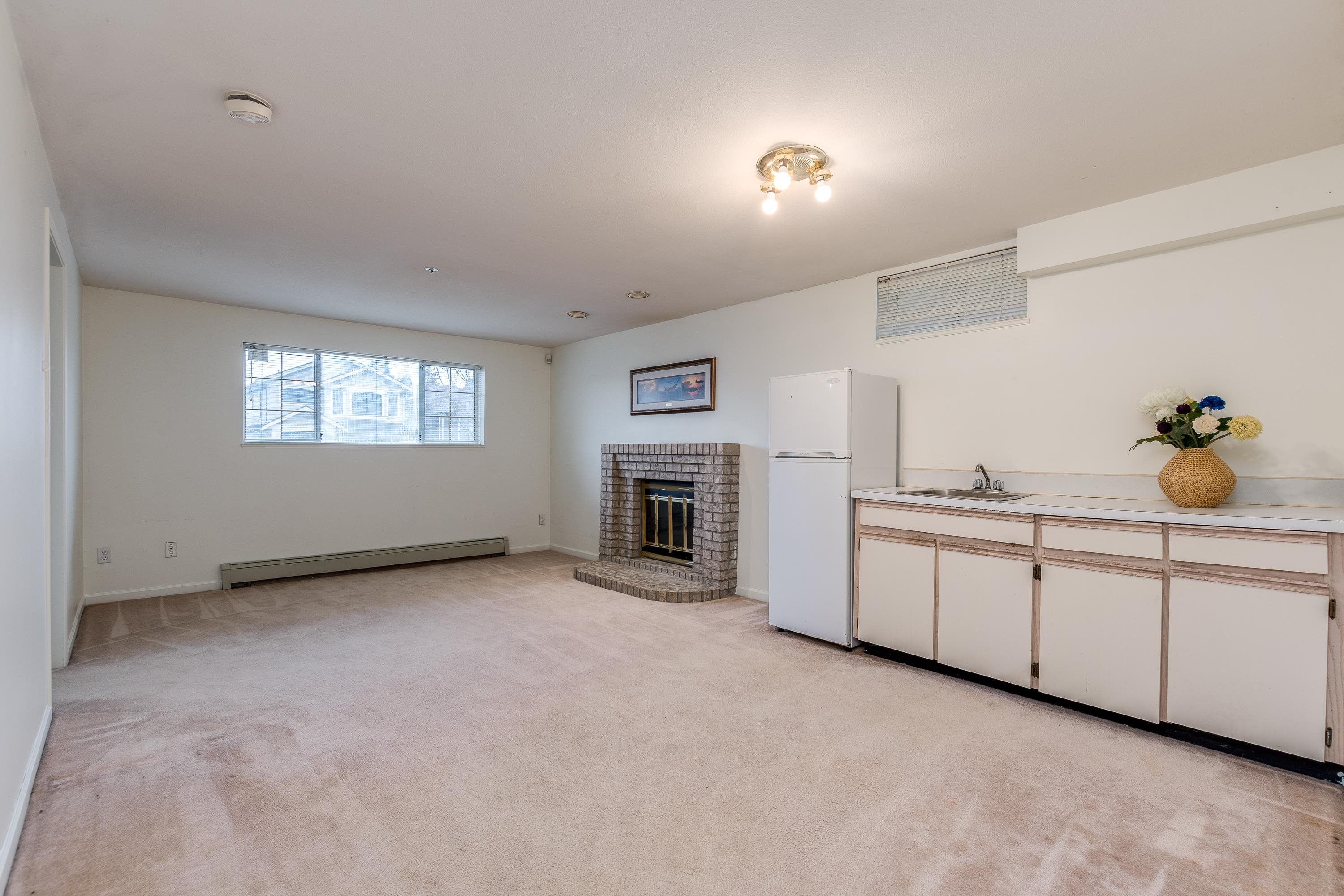 Listing image of 5433 LANARK STREET