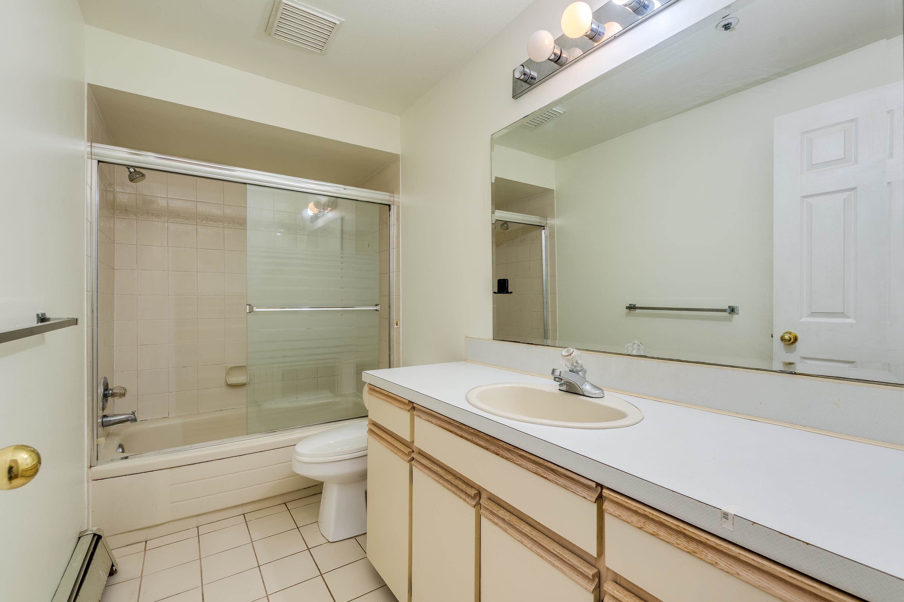 Listing image of 5433 LANARK STREET