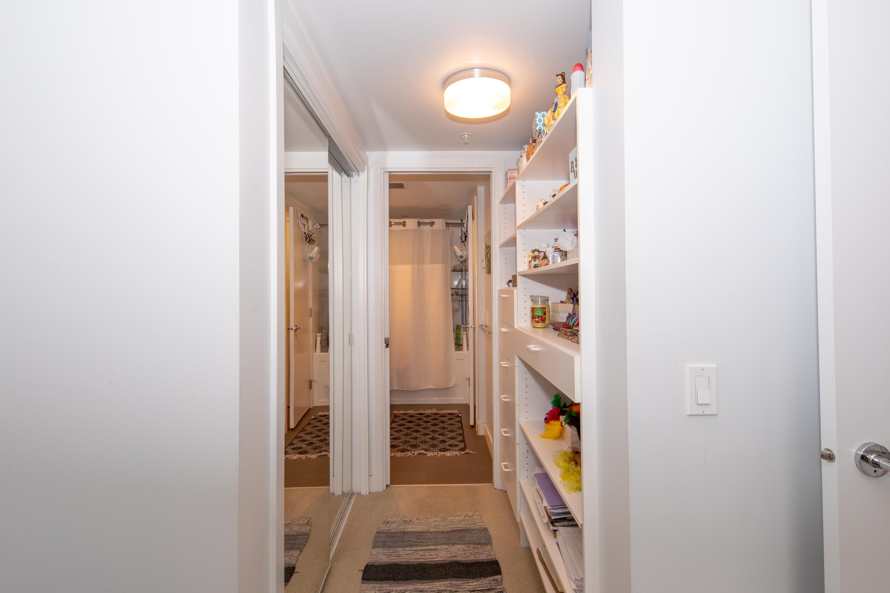 Listing image of 414 221 E 3RD STREET
