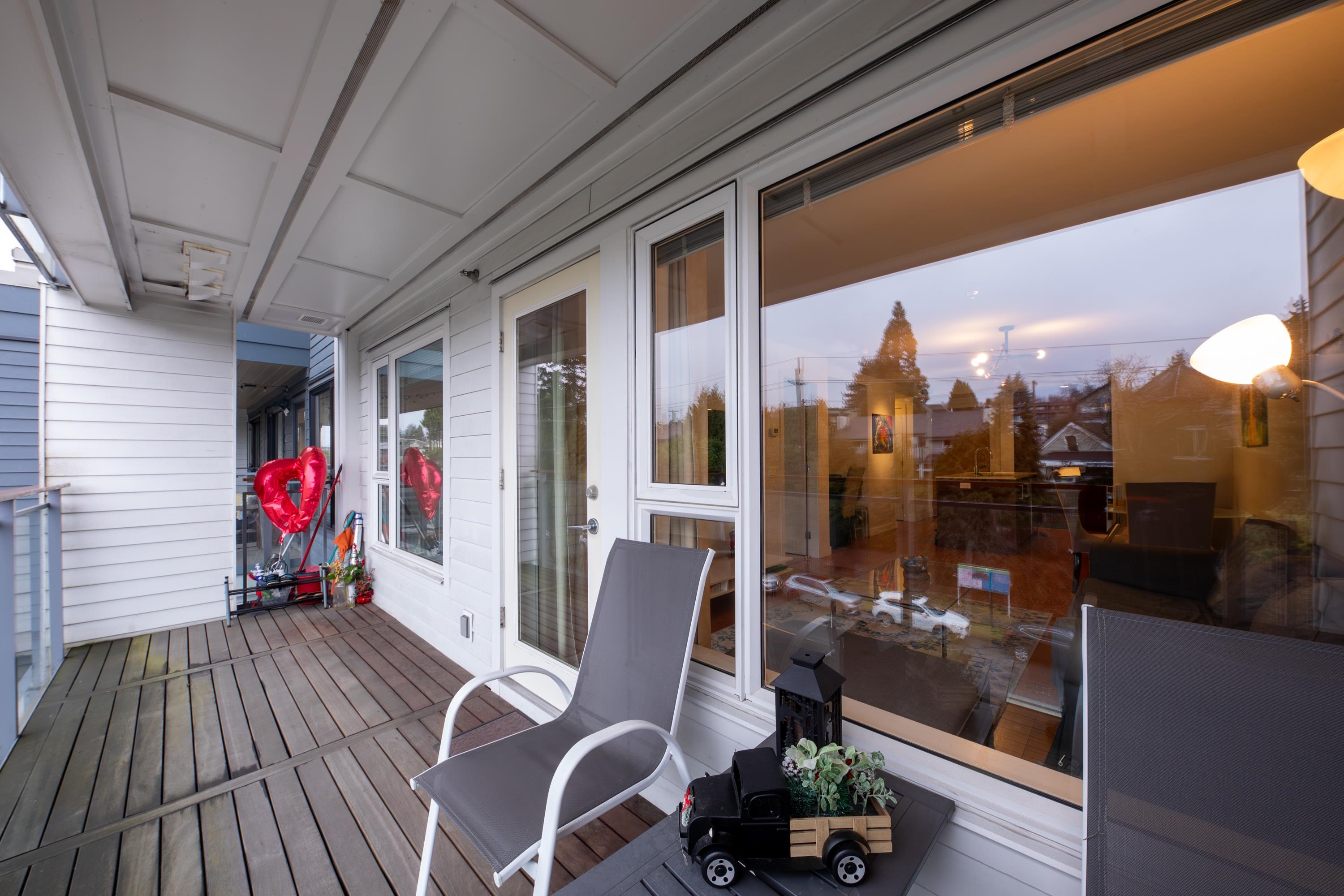 Listing image of 414 221 E 3RD STREET