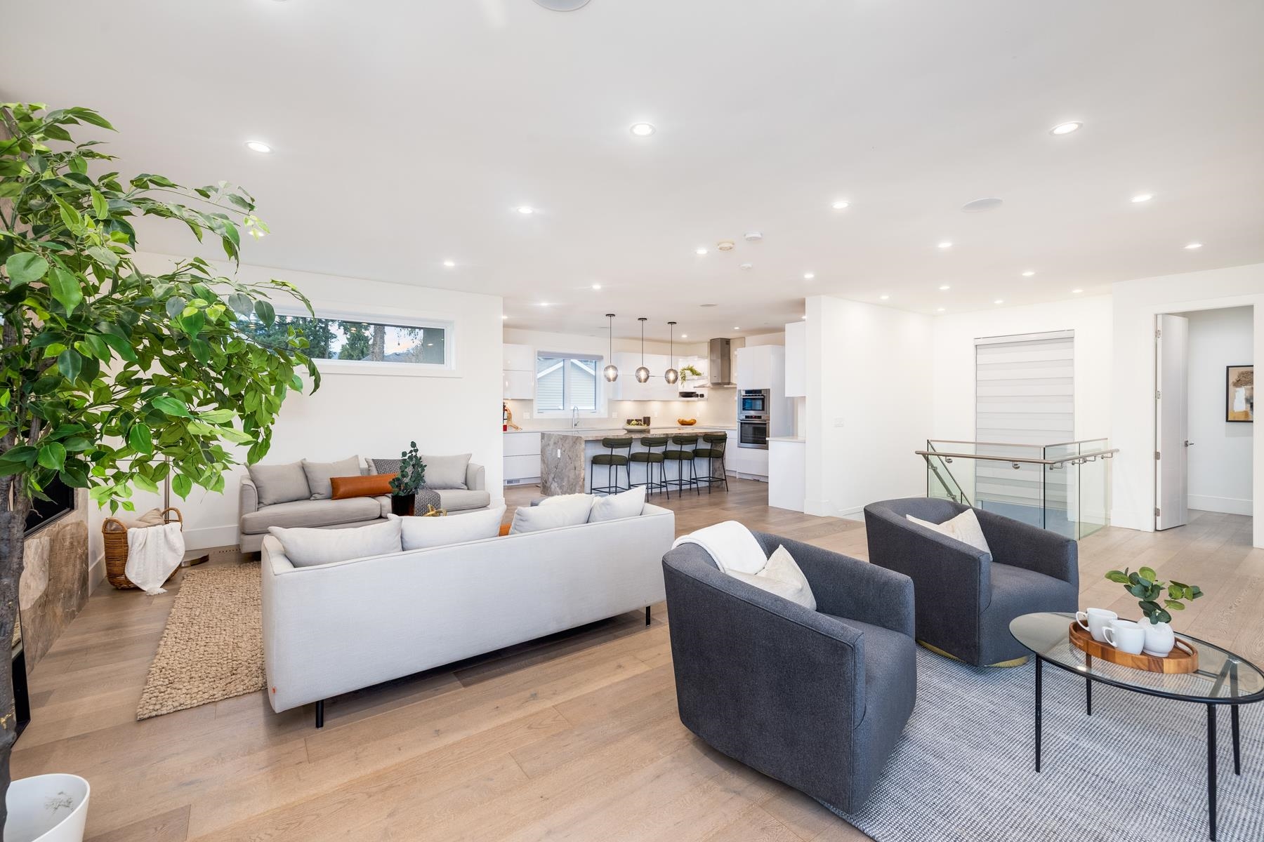 Listing image of 712 E KEITH ROAD